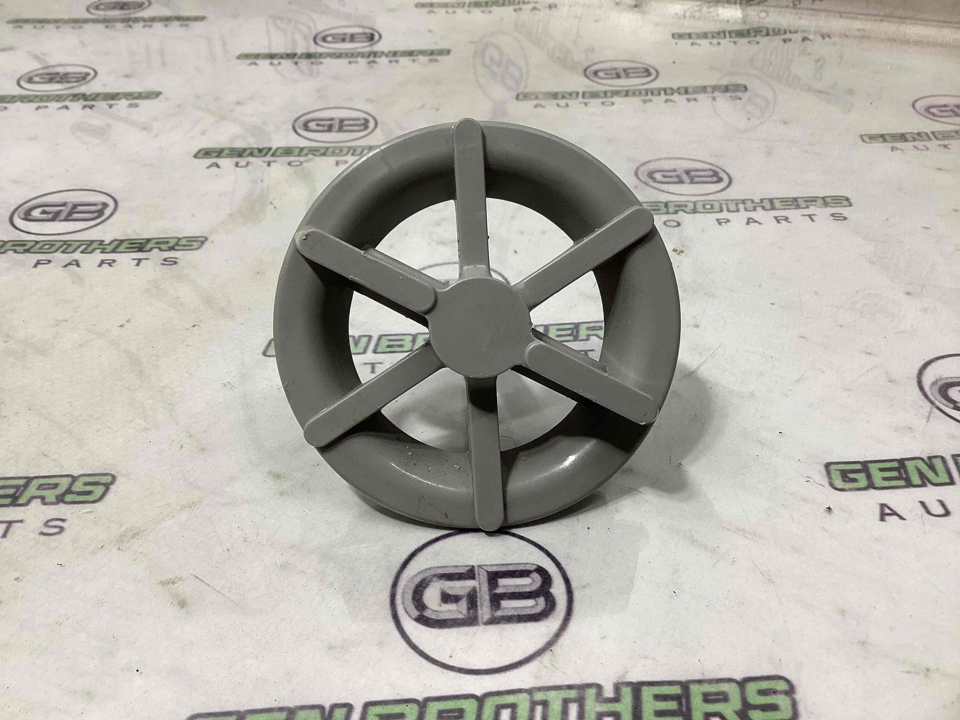 Колесо запасне, тримач, кронштейн, обшивка