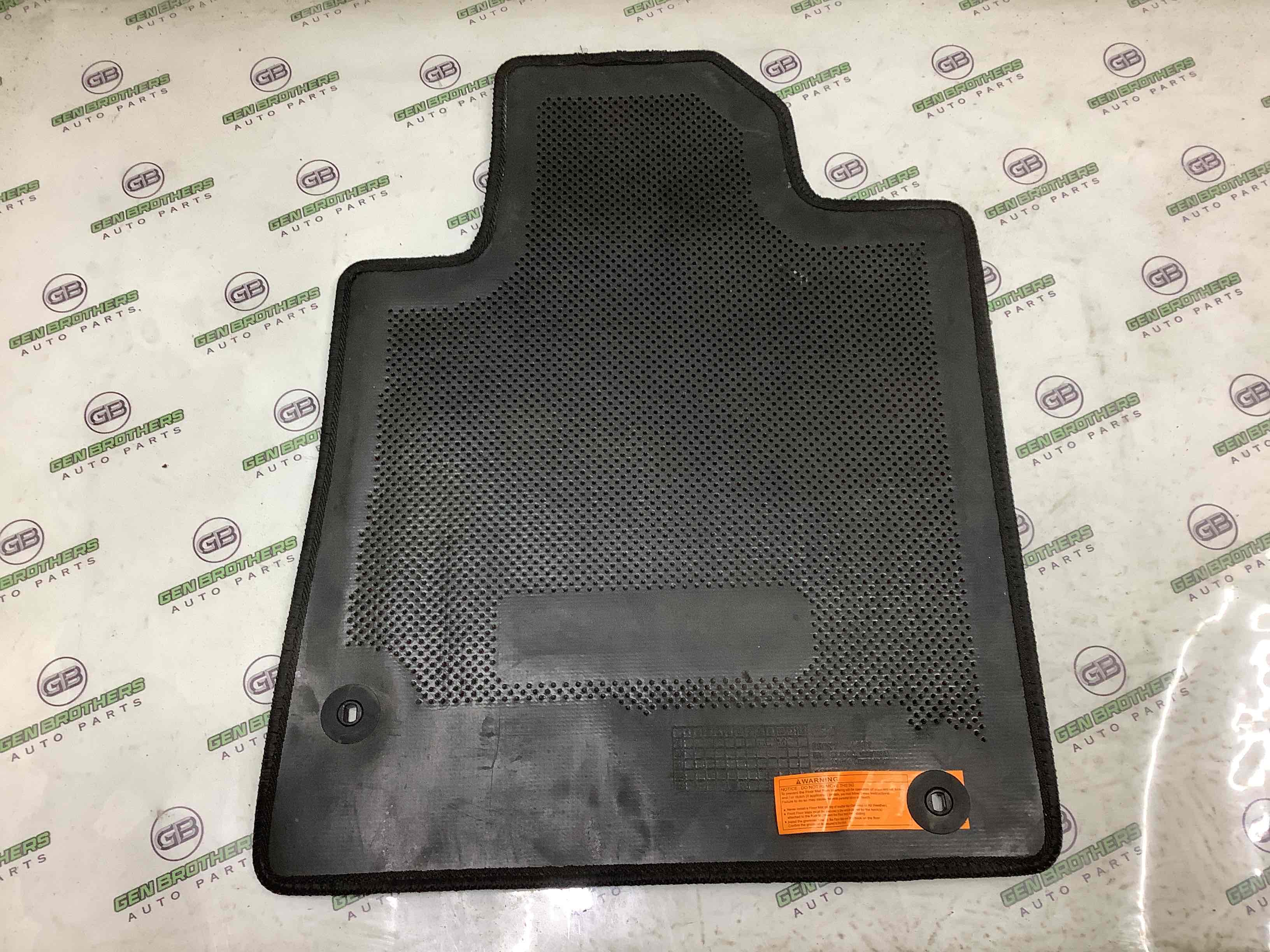 Килимки комплекти, підлога салону