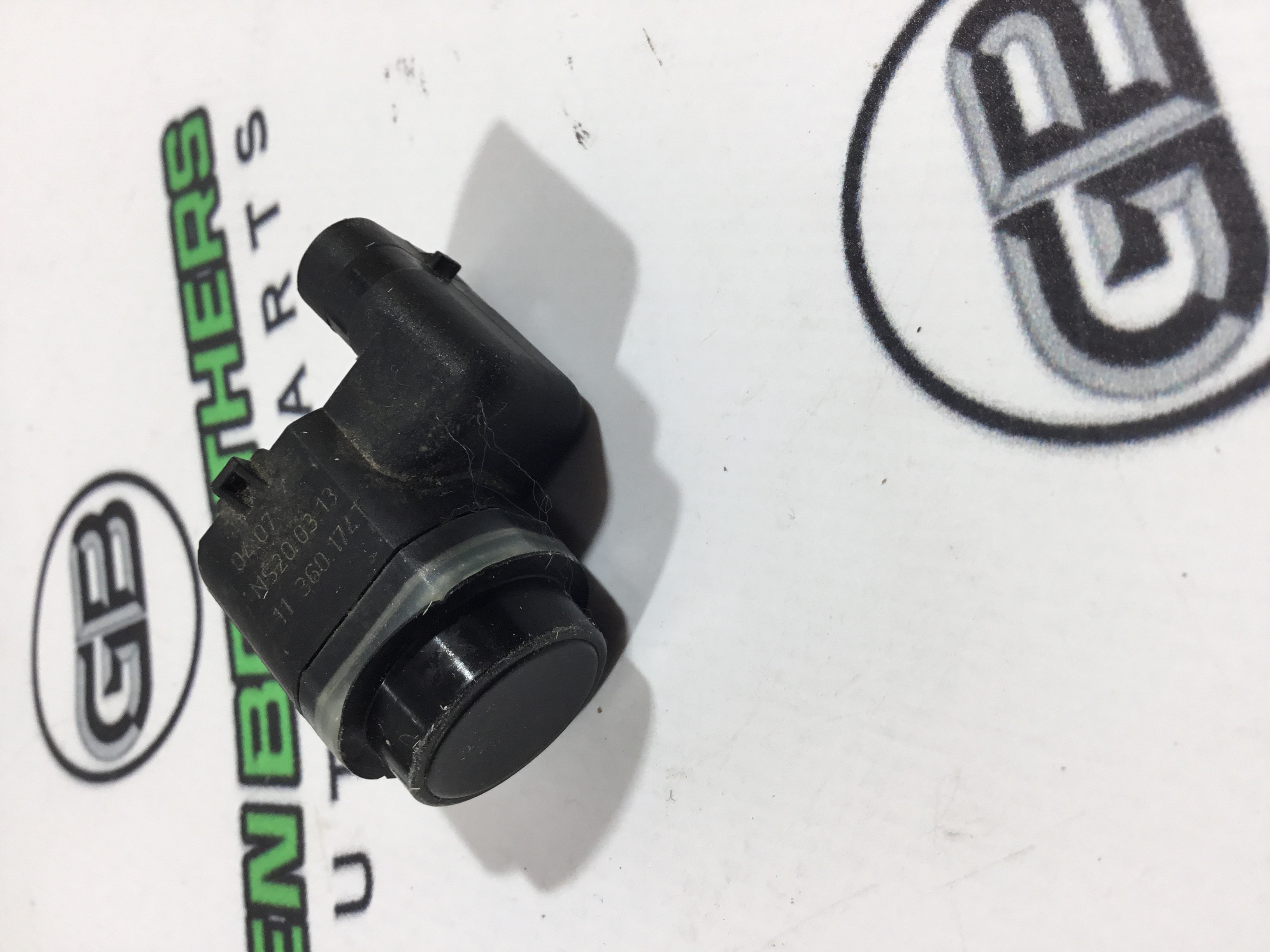 Парктронік, кріплення, корпус