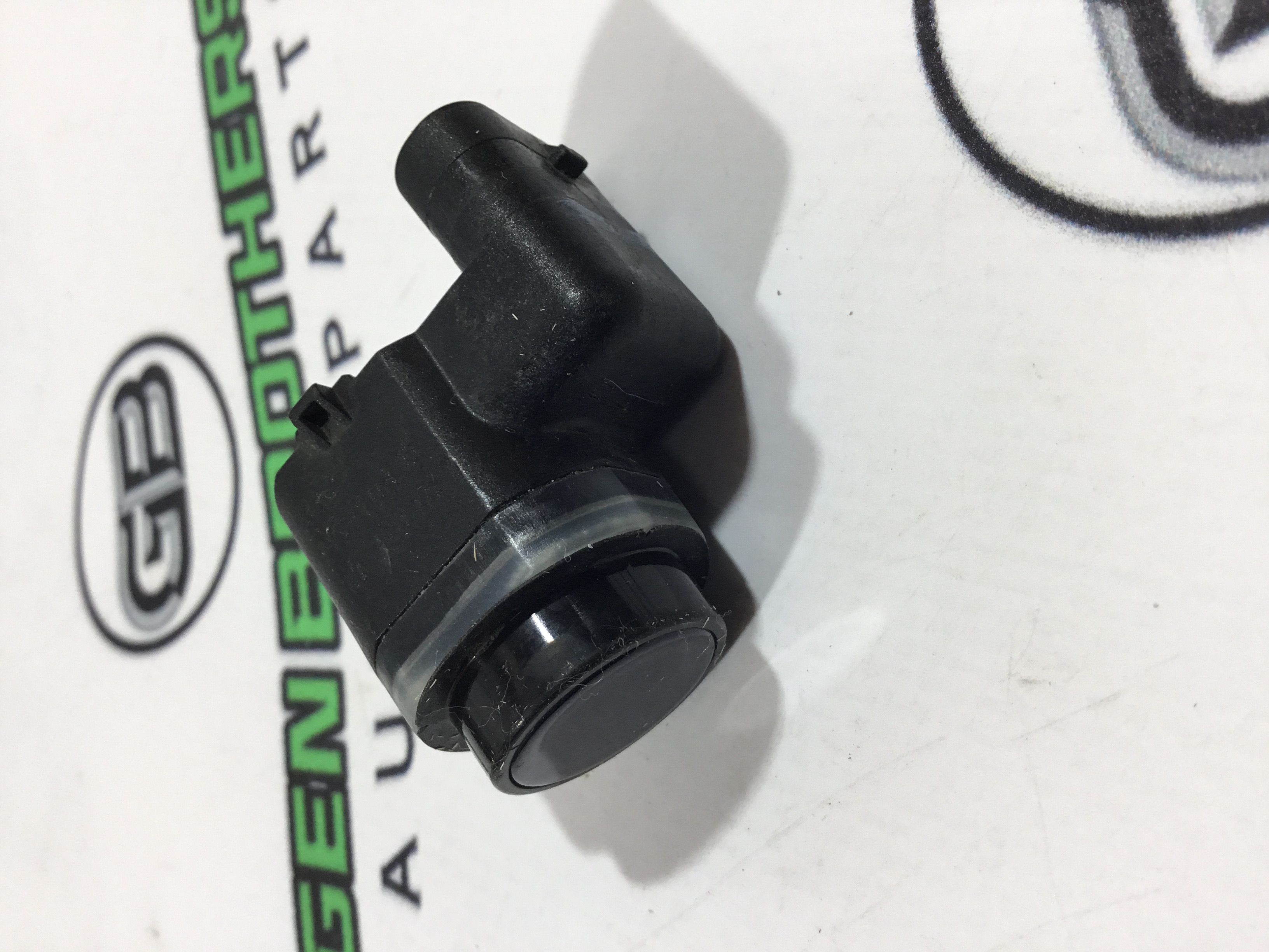 Парктронік, кріплення, корпус