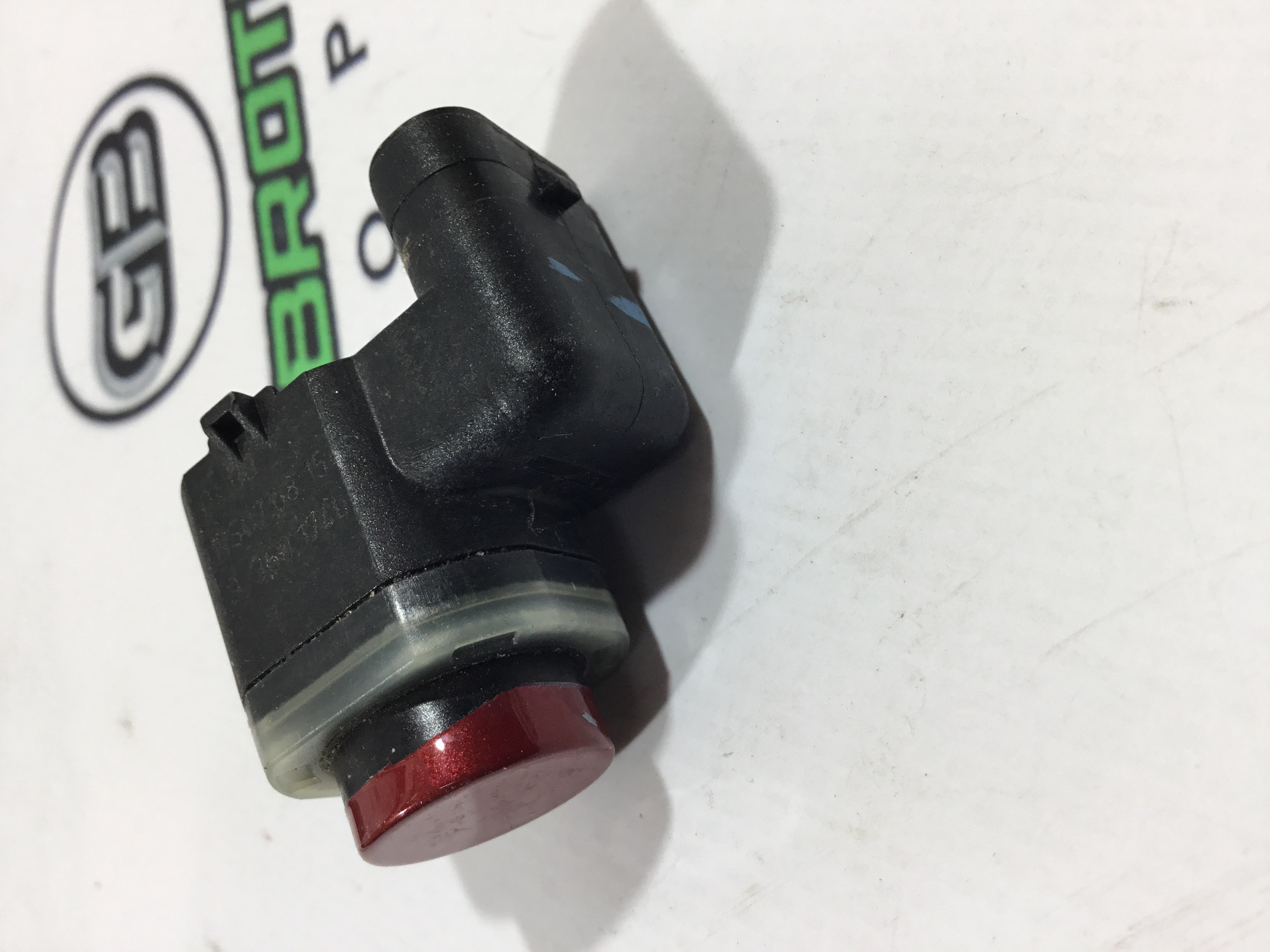 Парктронік, кріплення, корпус