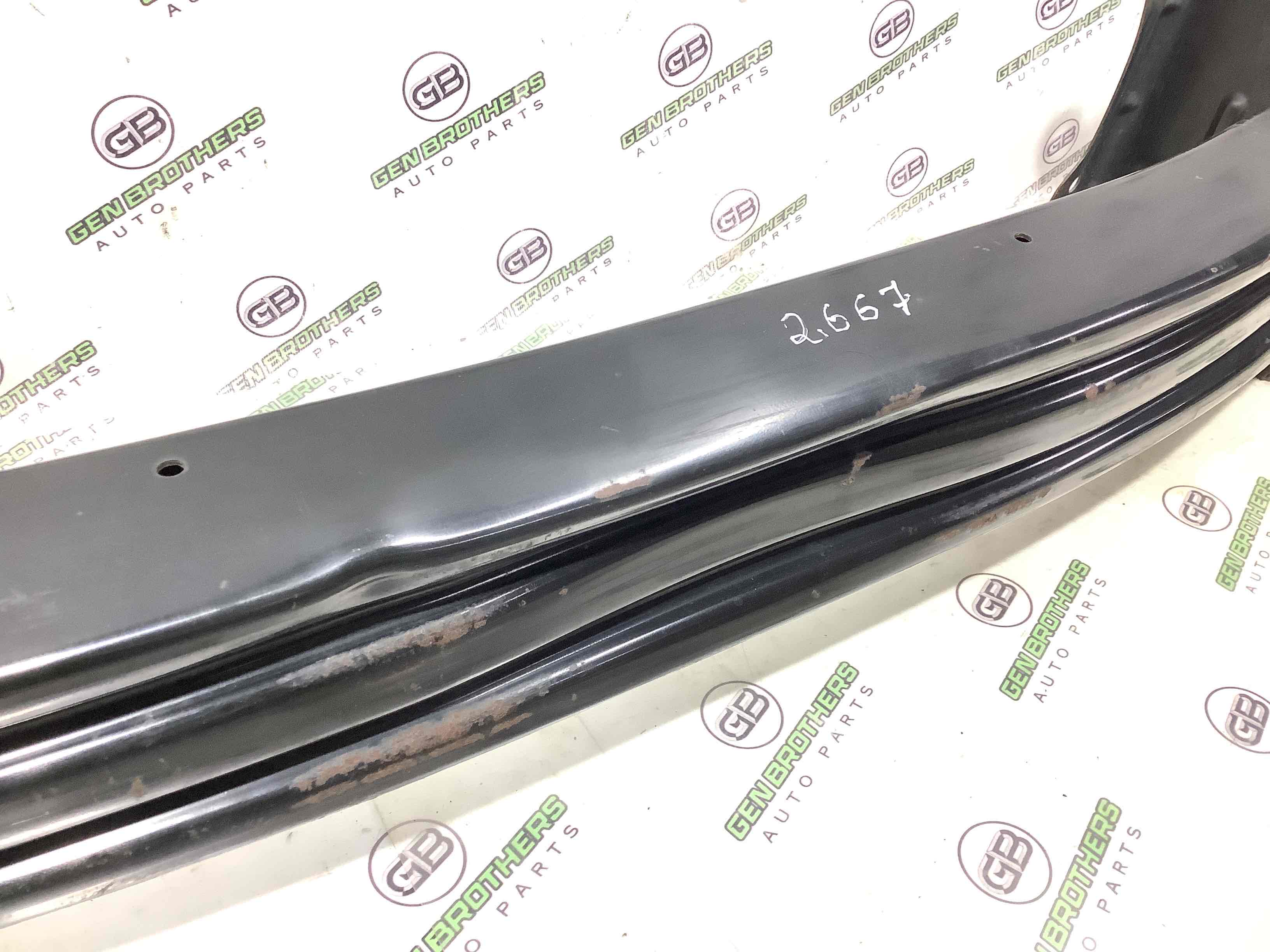 Усилитель бампера переднего