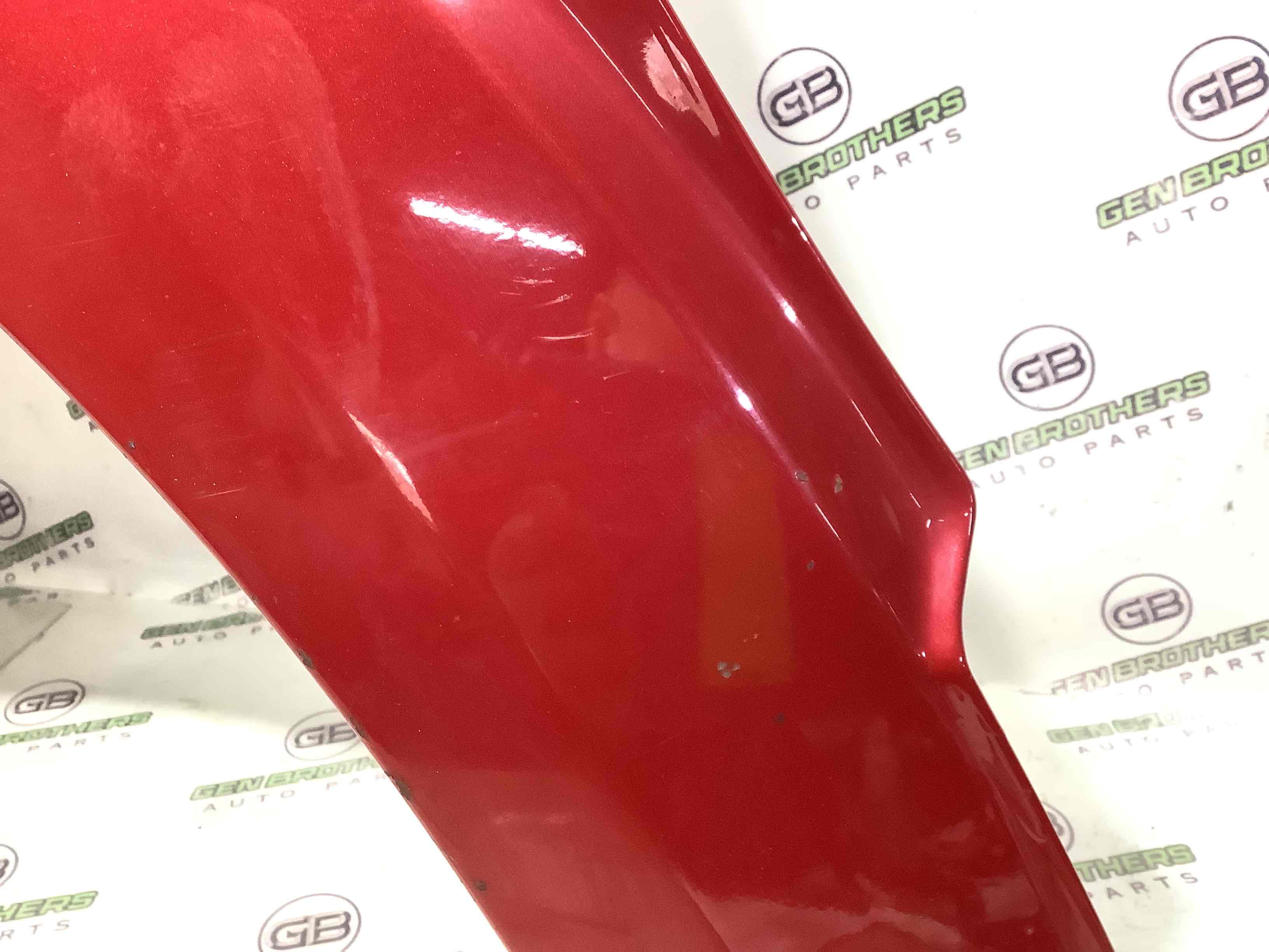 Крыло переднее левое