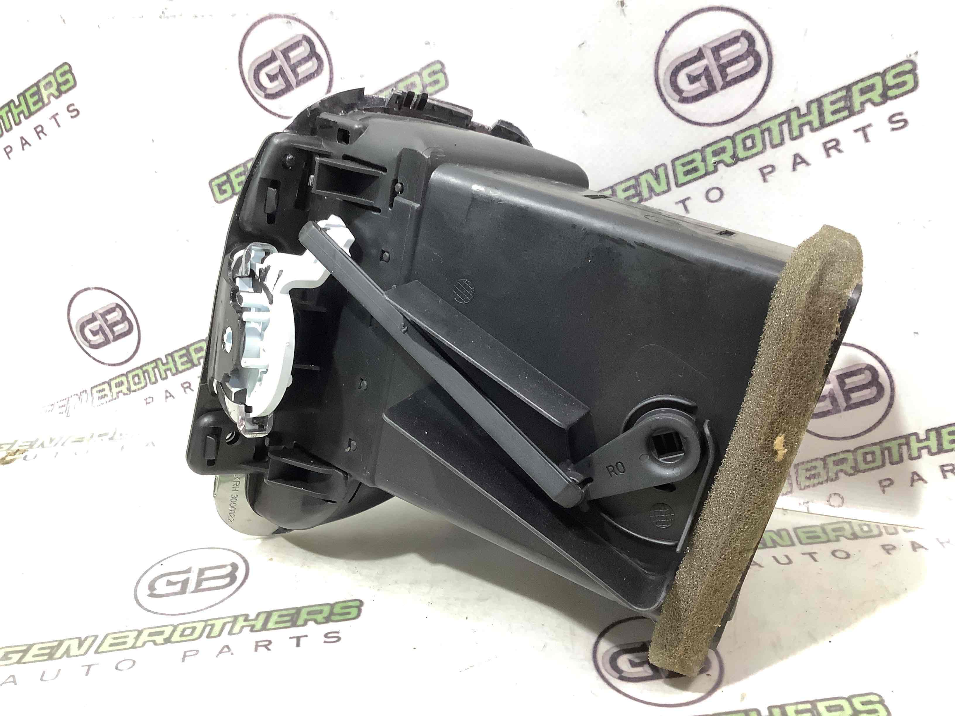 Дефлектор обдування салону