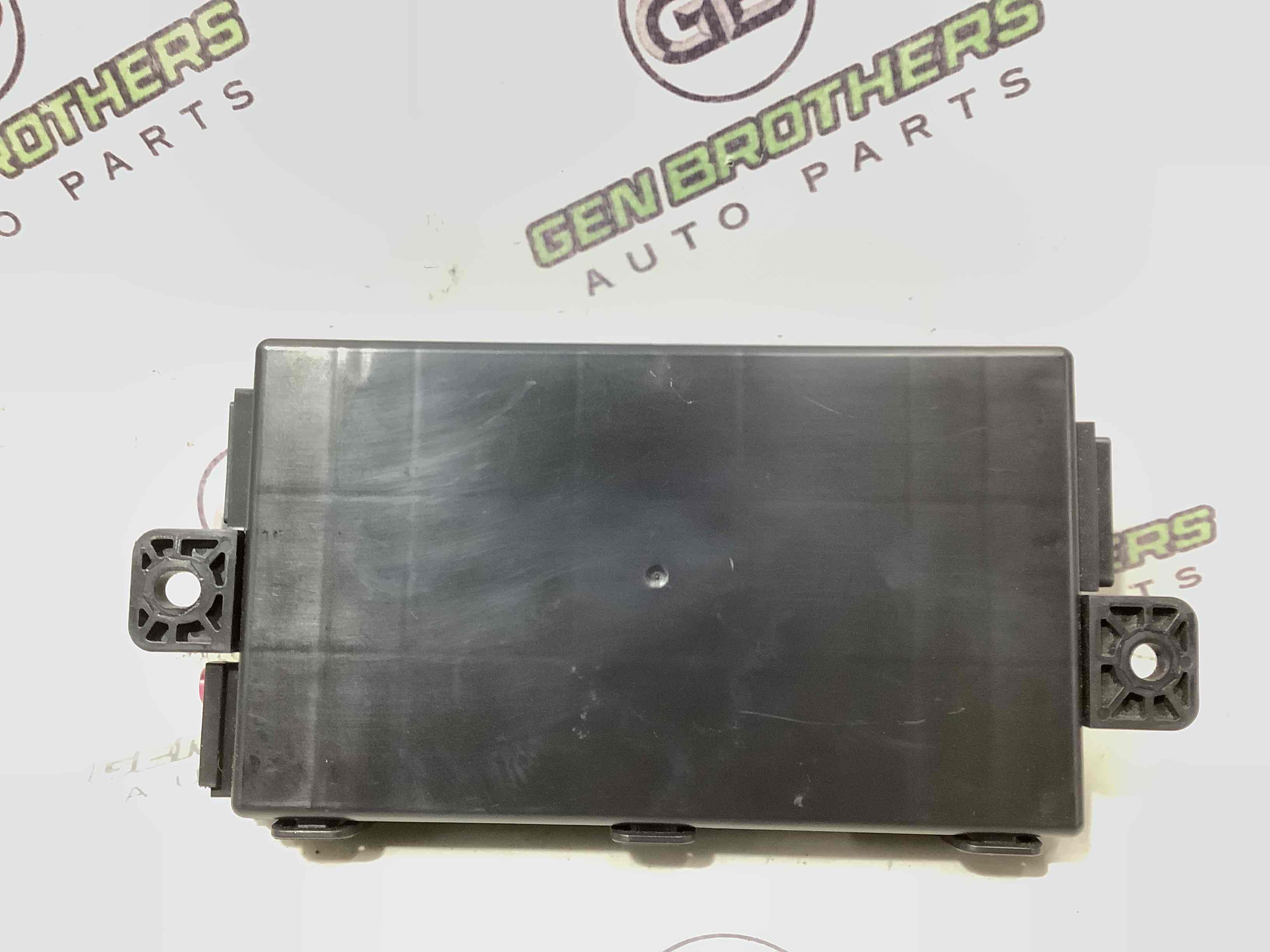 Блок керування безключовим доступом