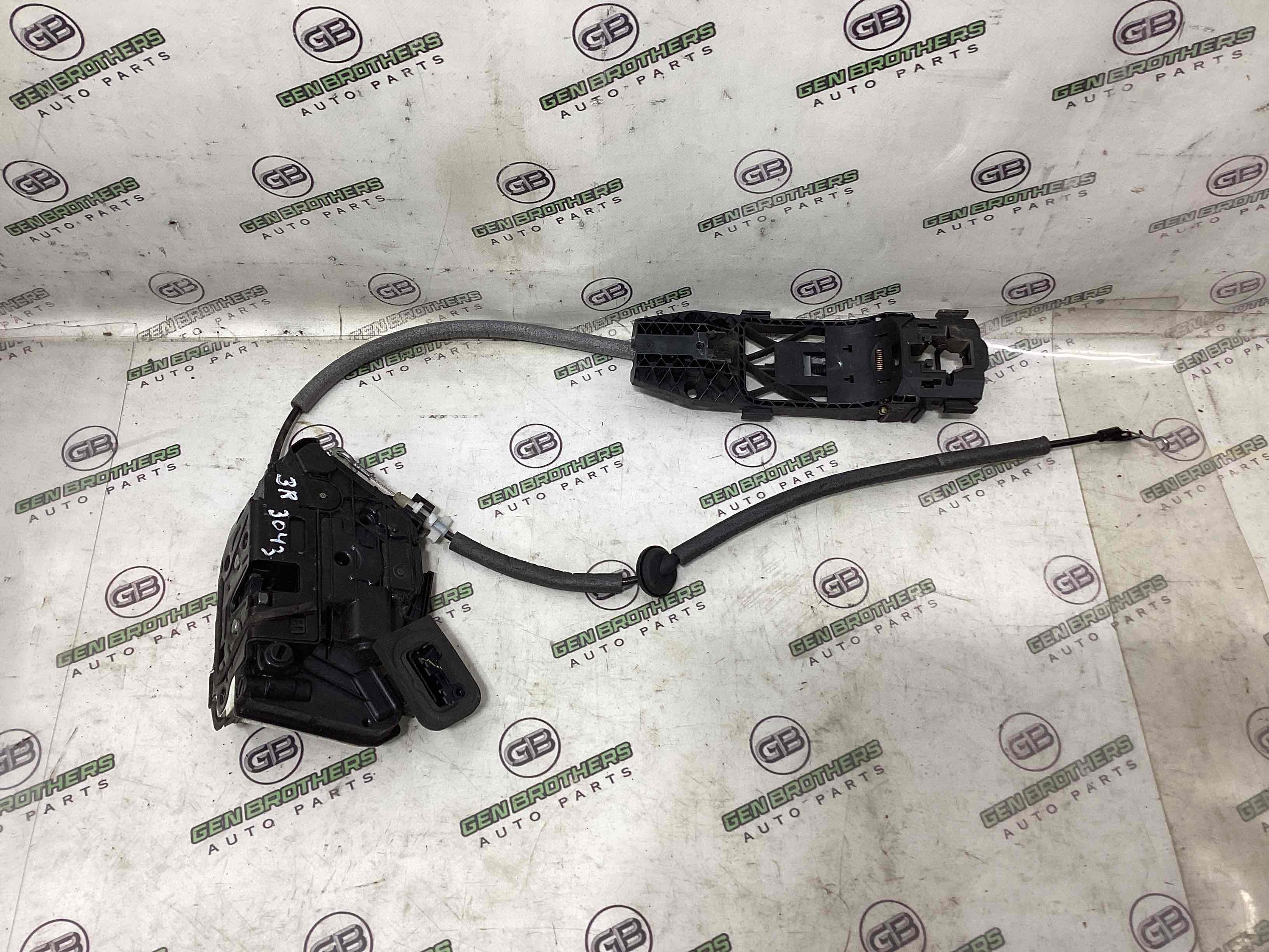 Замок дверей задньої правої