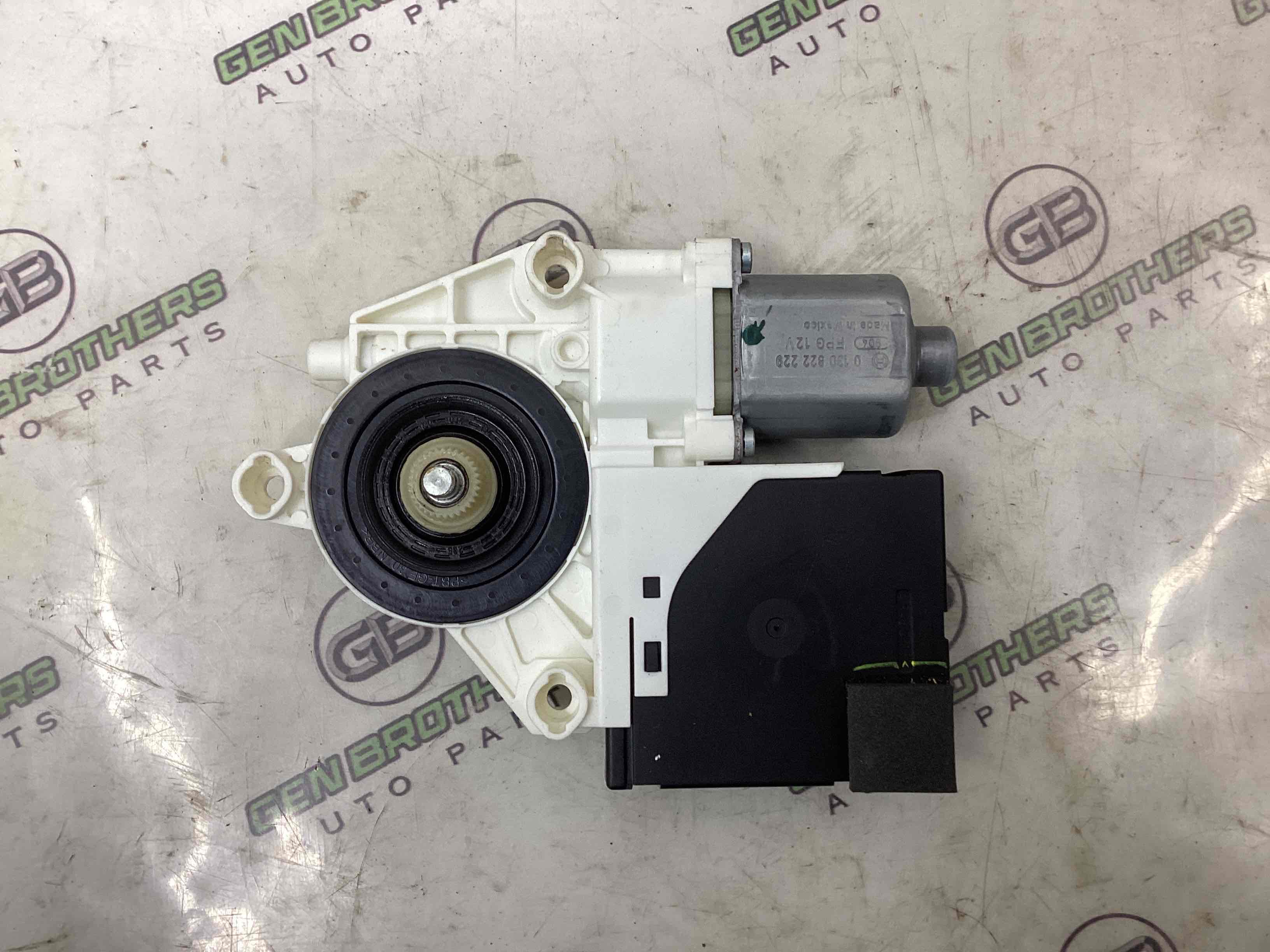 Моторчик склопідйомника