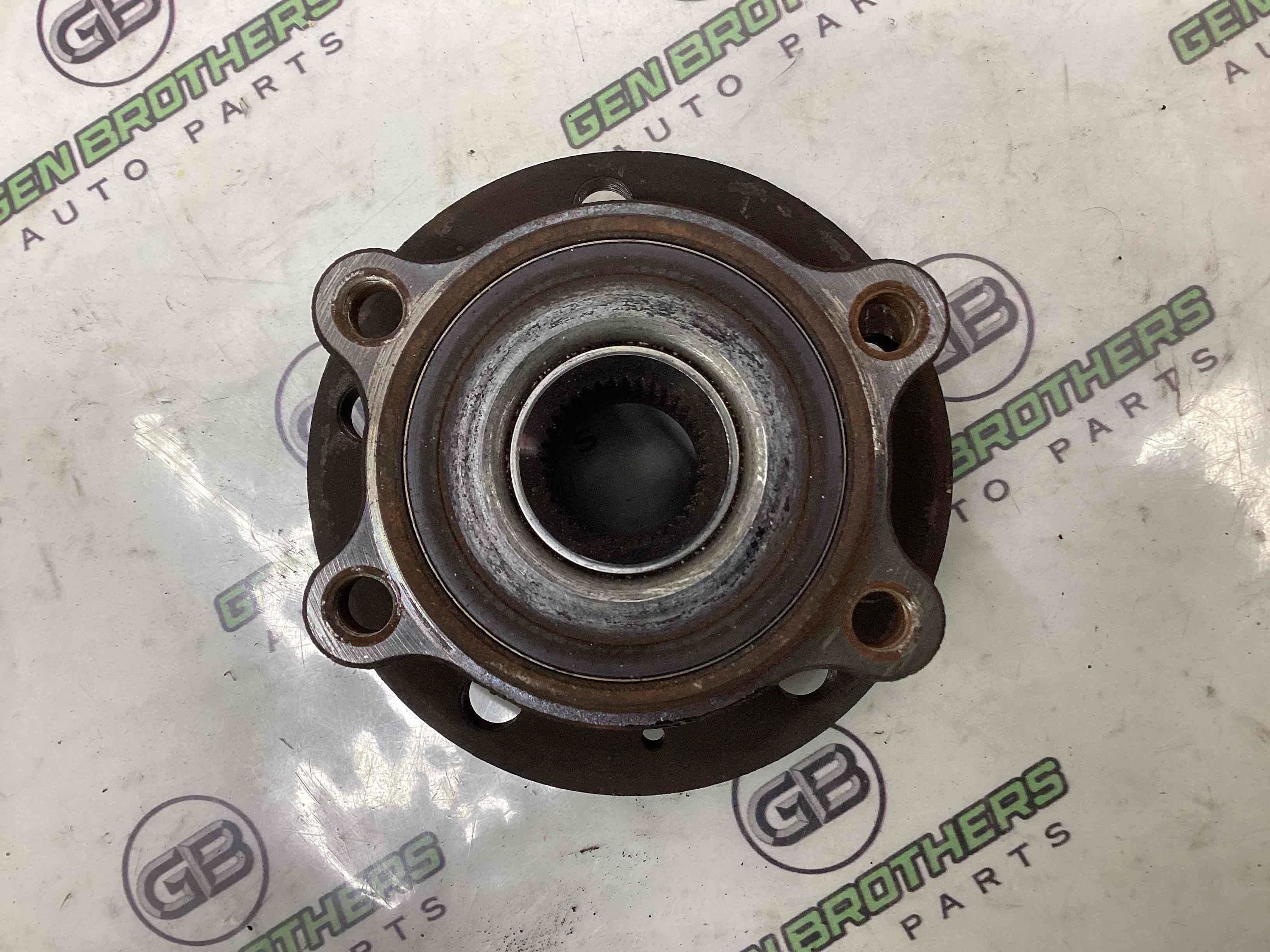 Ступиця передня