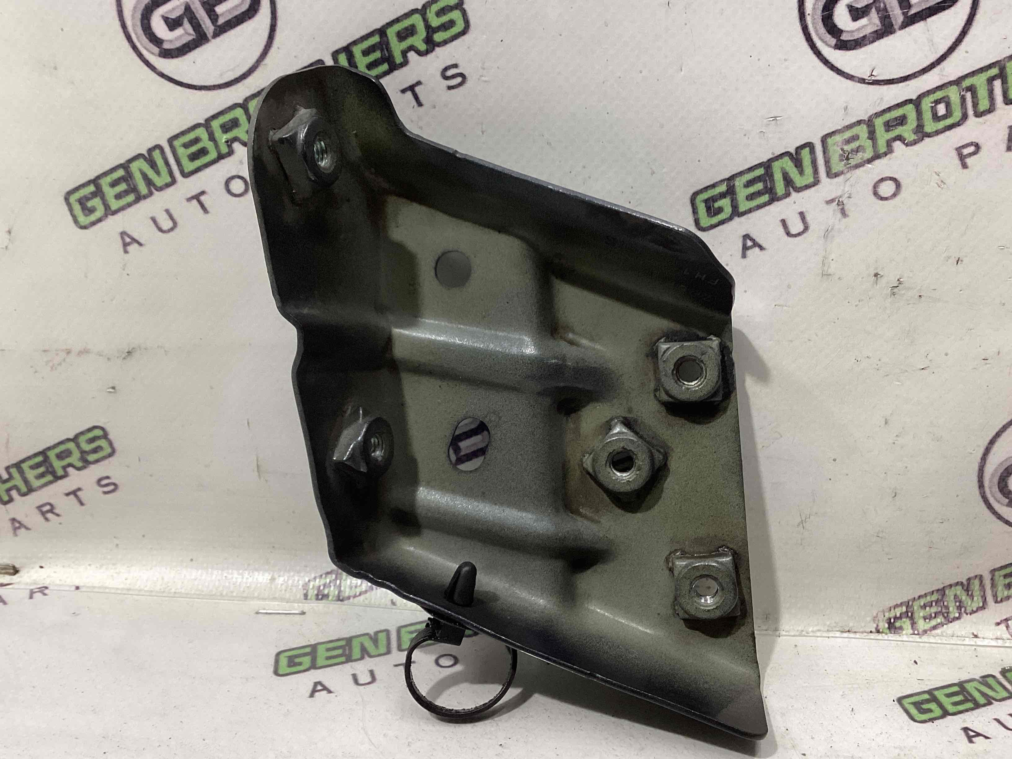 Кріплення крила