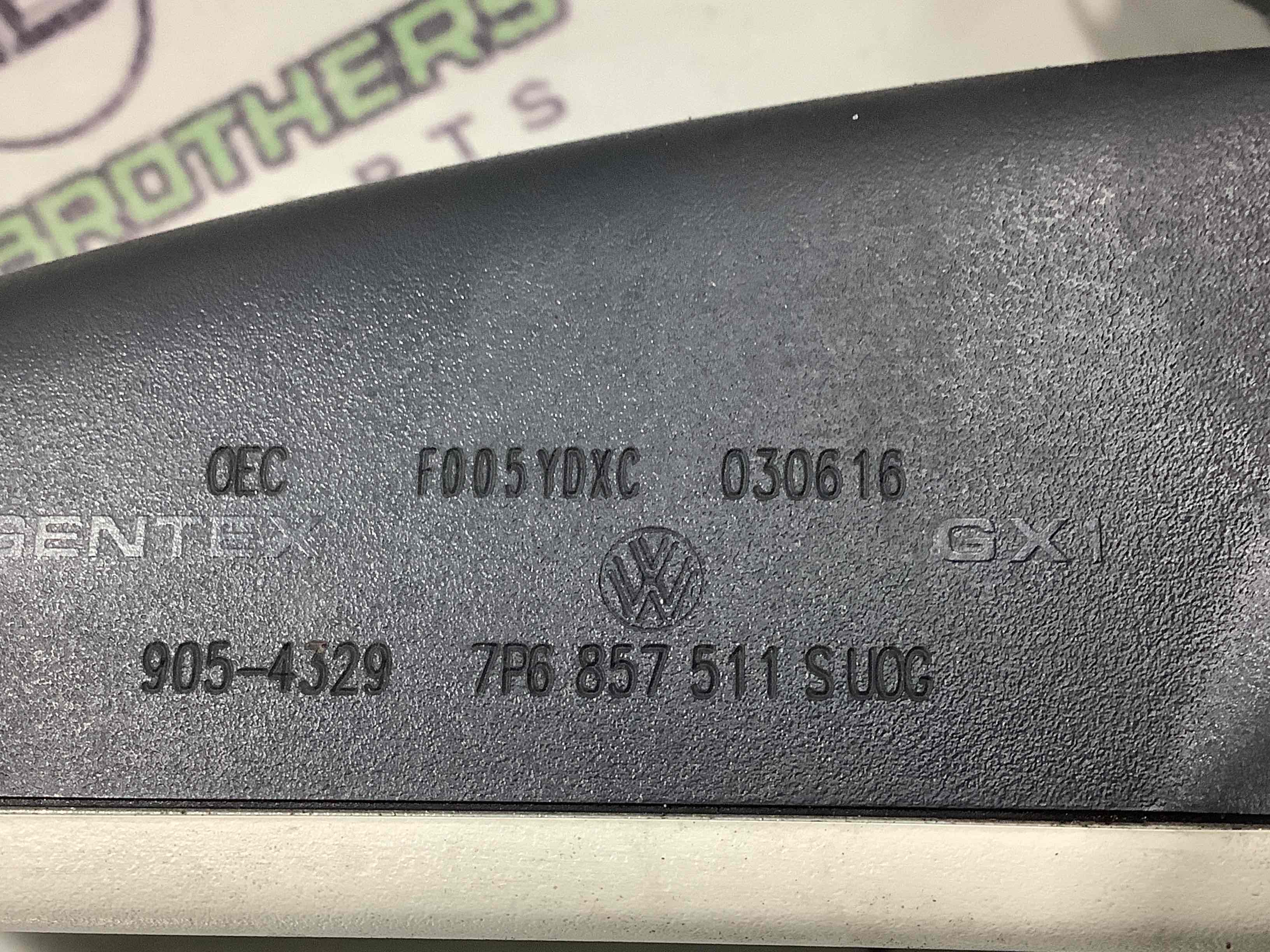 Дзеркало салону, корпус, кріплення, накладка