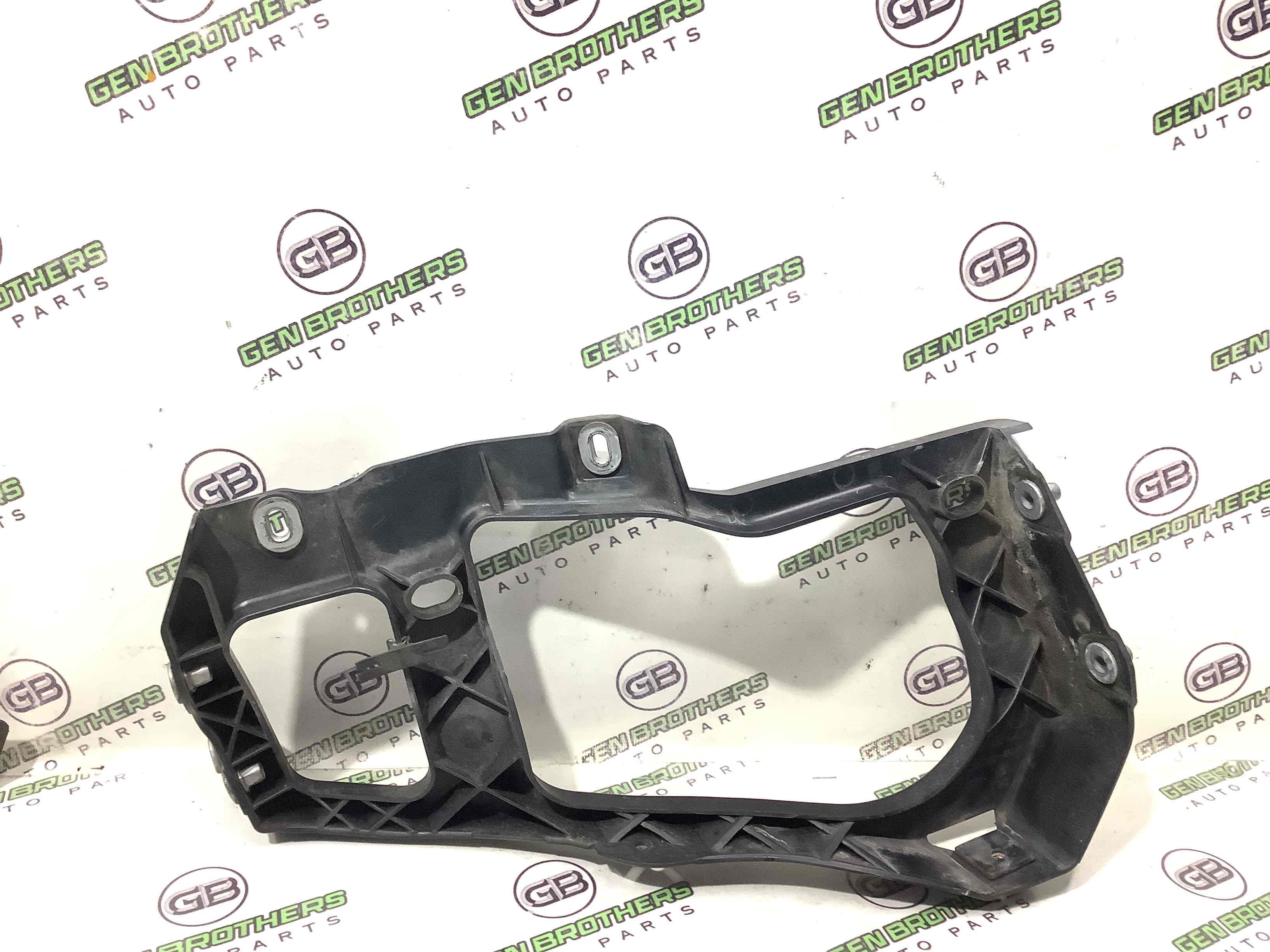 Кріплення фари