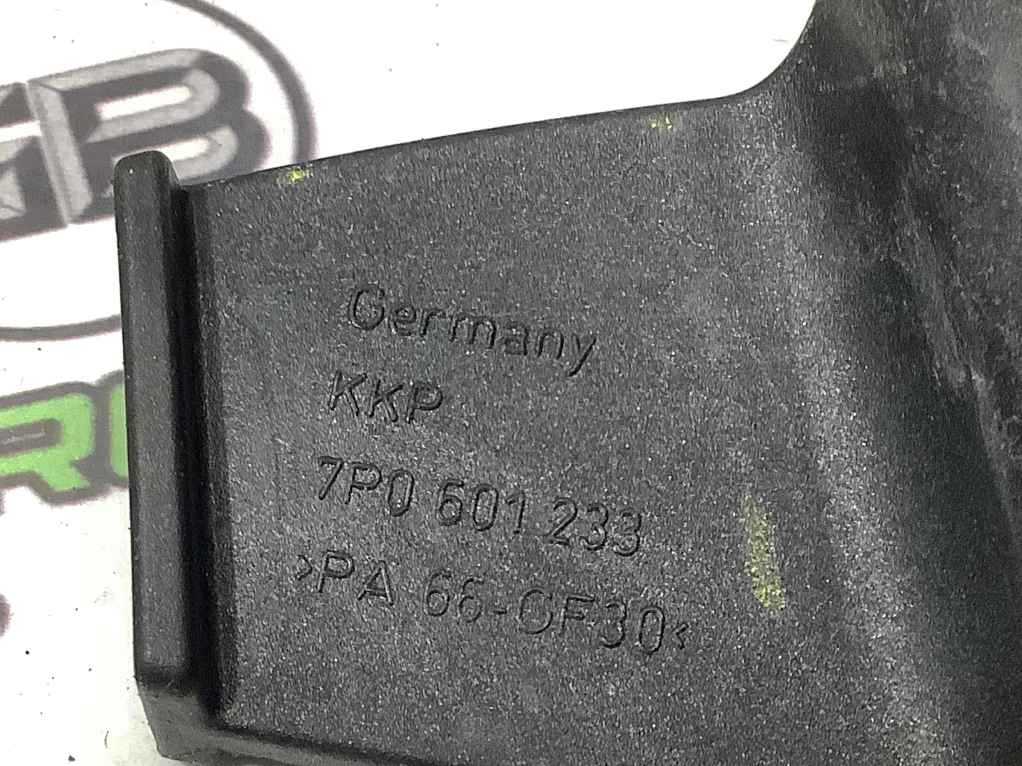 Колесо запасне, тримач, кронштейн, обшивка