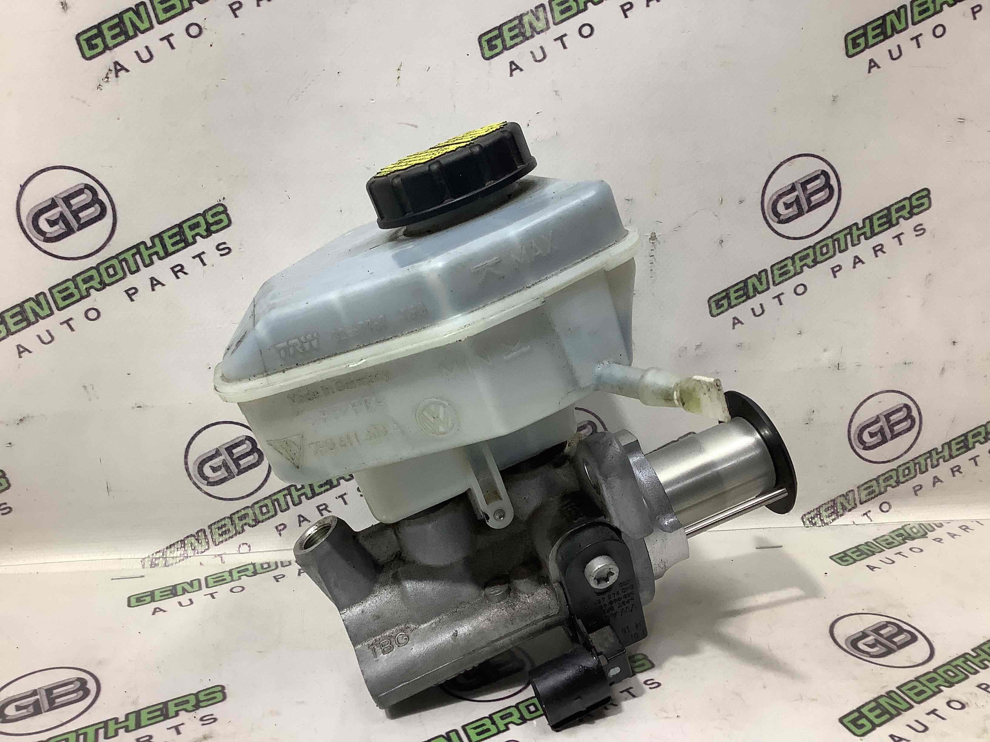 Циліндр гальмівний головний