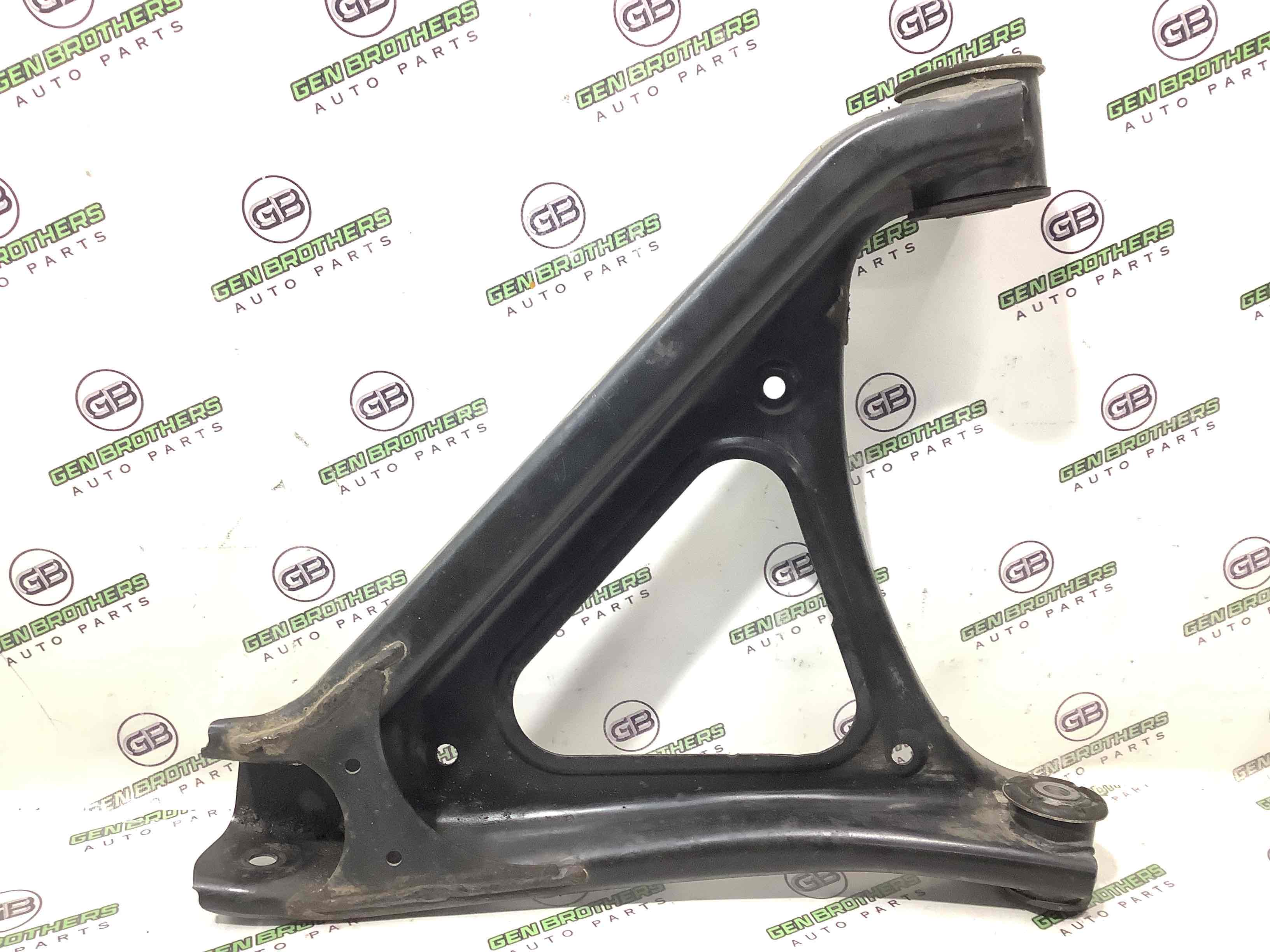 Важіль задній лівий