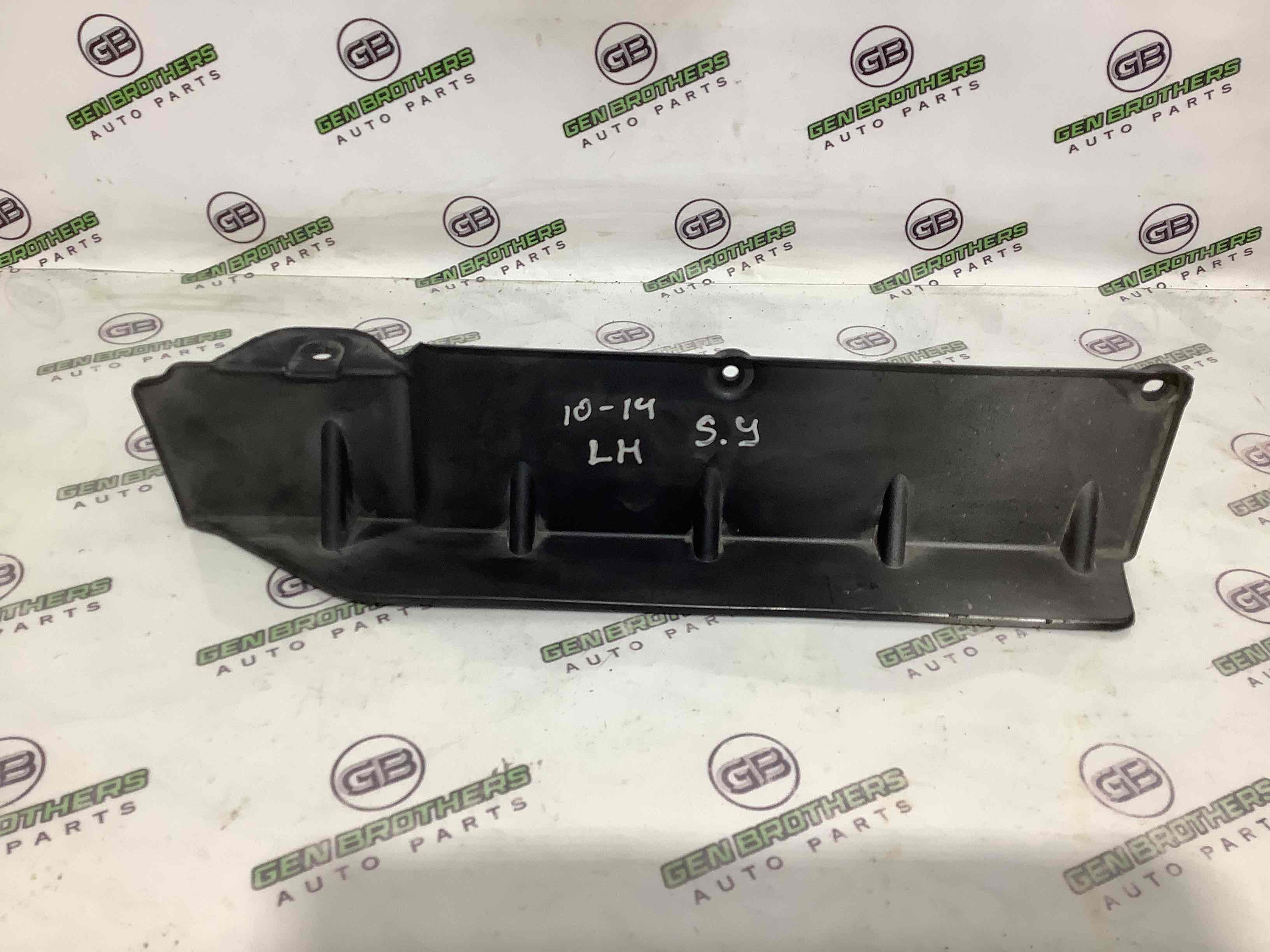 Дифузор, кожух вентилятора радіатора