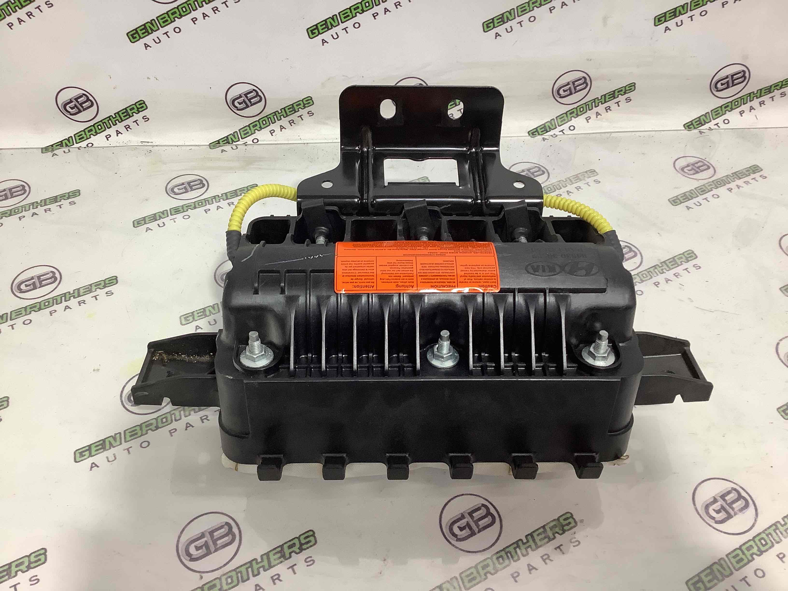 Подушка безпеки пасажира торпедо