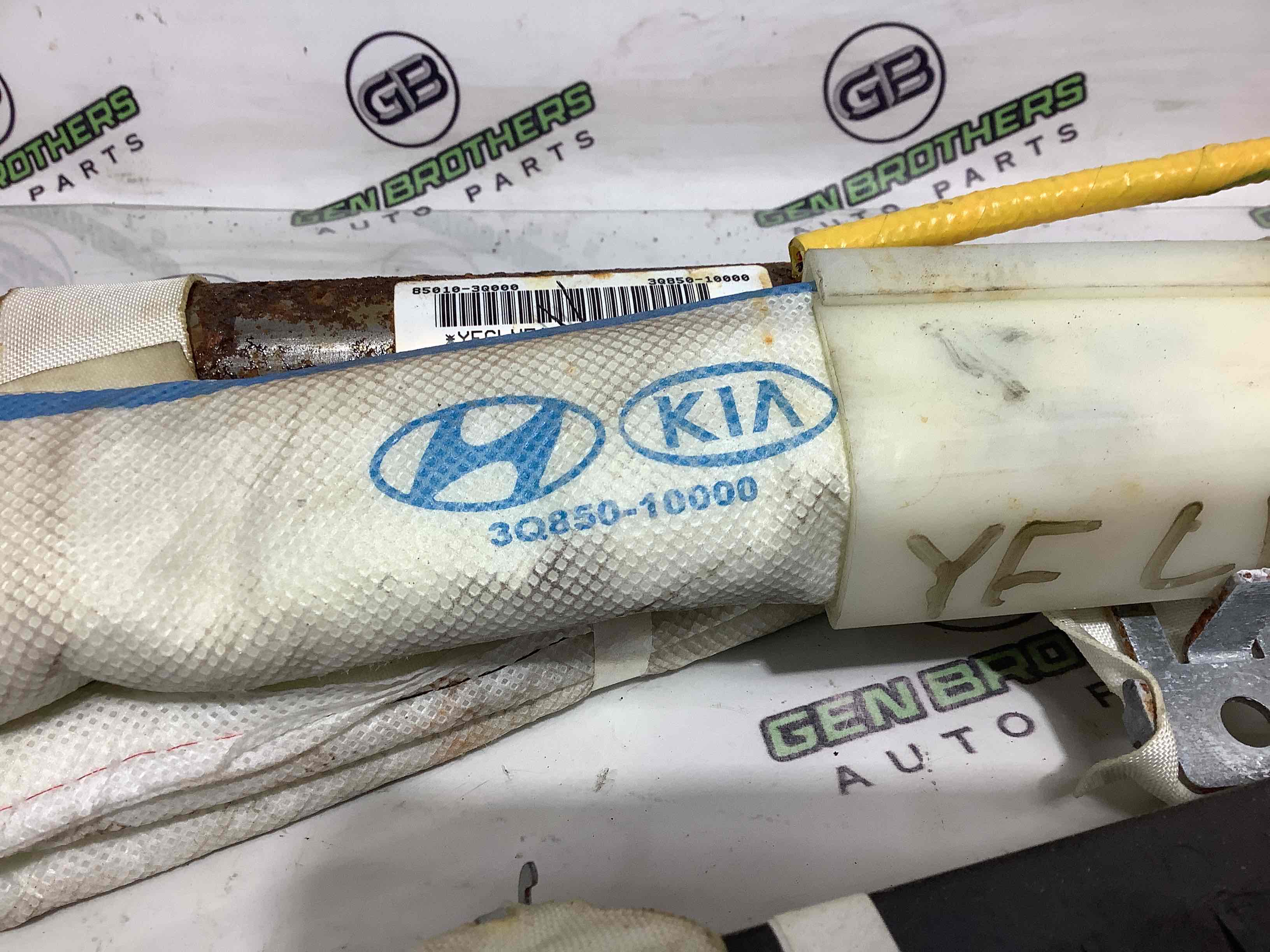 Подушка безпеки збоку шторка