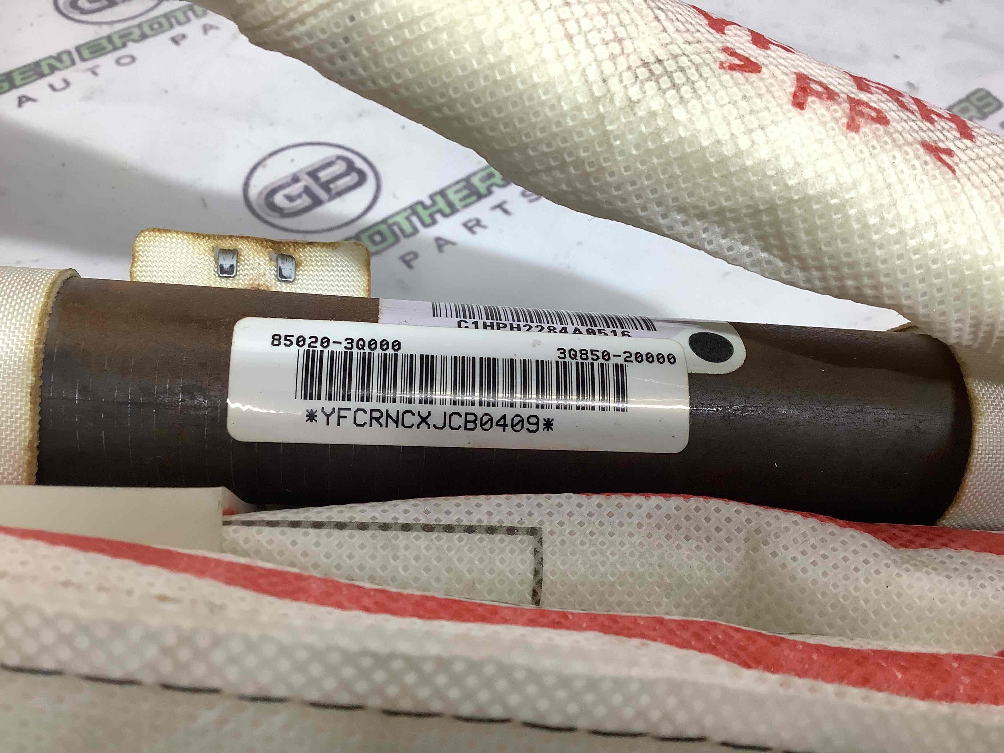 Подушка безпеки збоку шторка