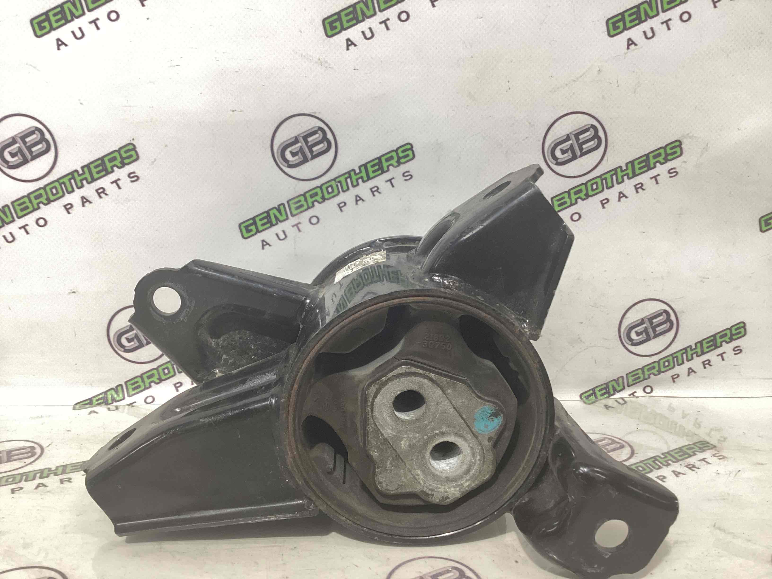 Подушка кріплення двигуна