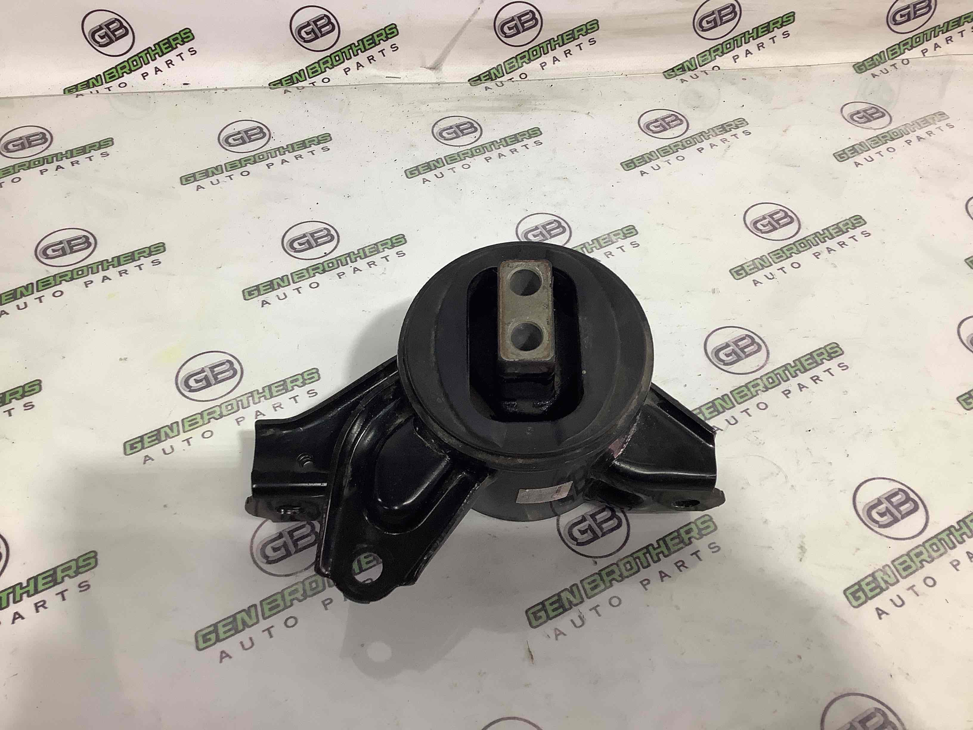 Подушка кріплення двигуна