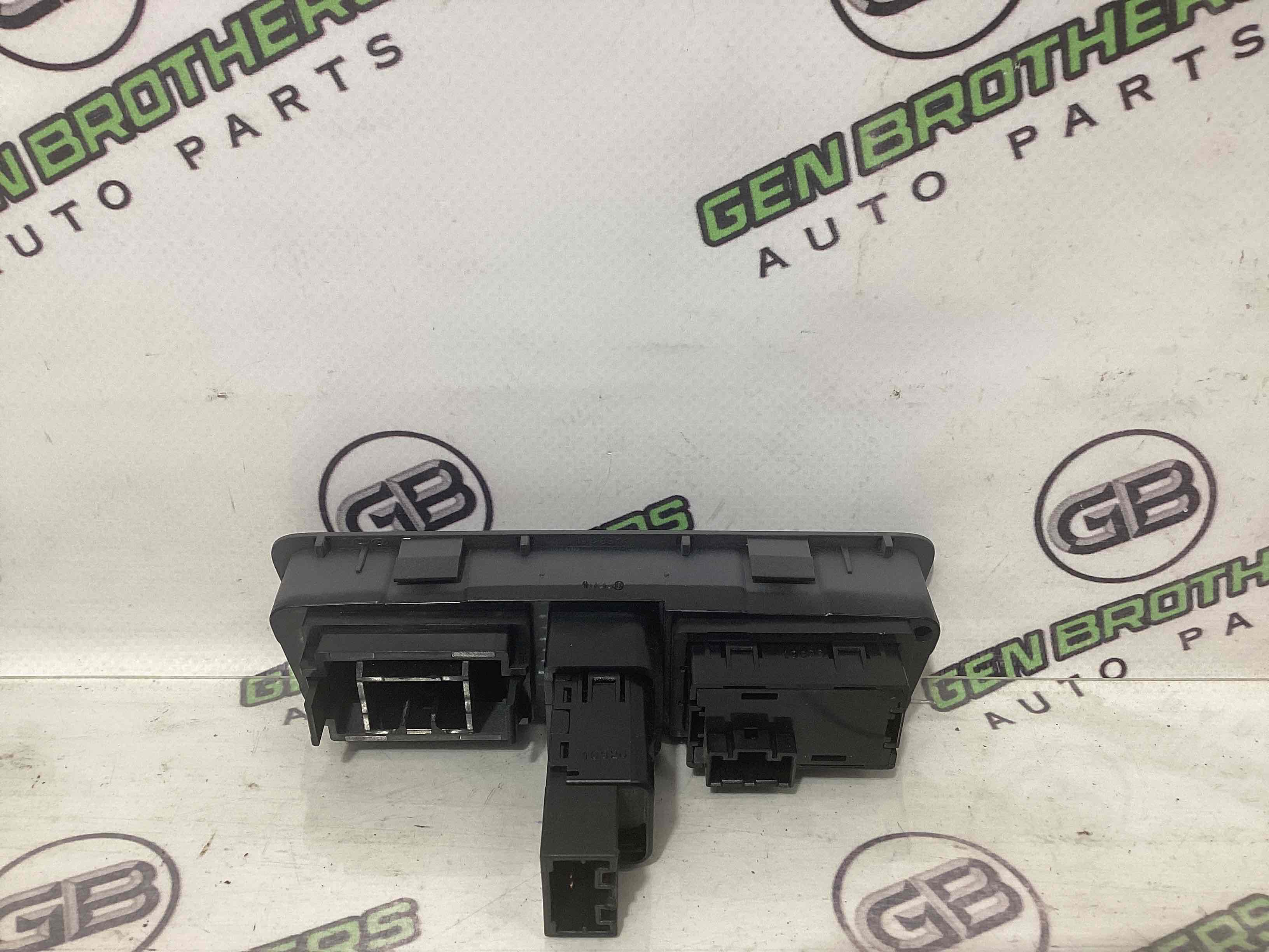 Кнопка увімкнення ESP