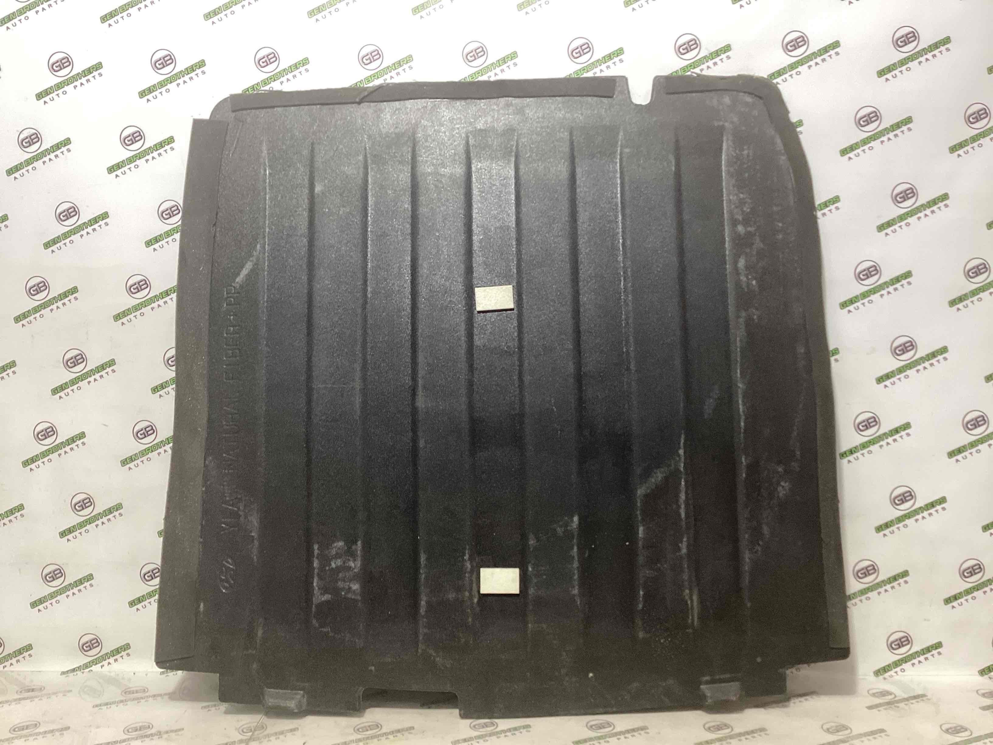 Підлогове покриття багажника, полиця багажника