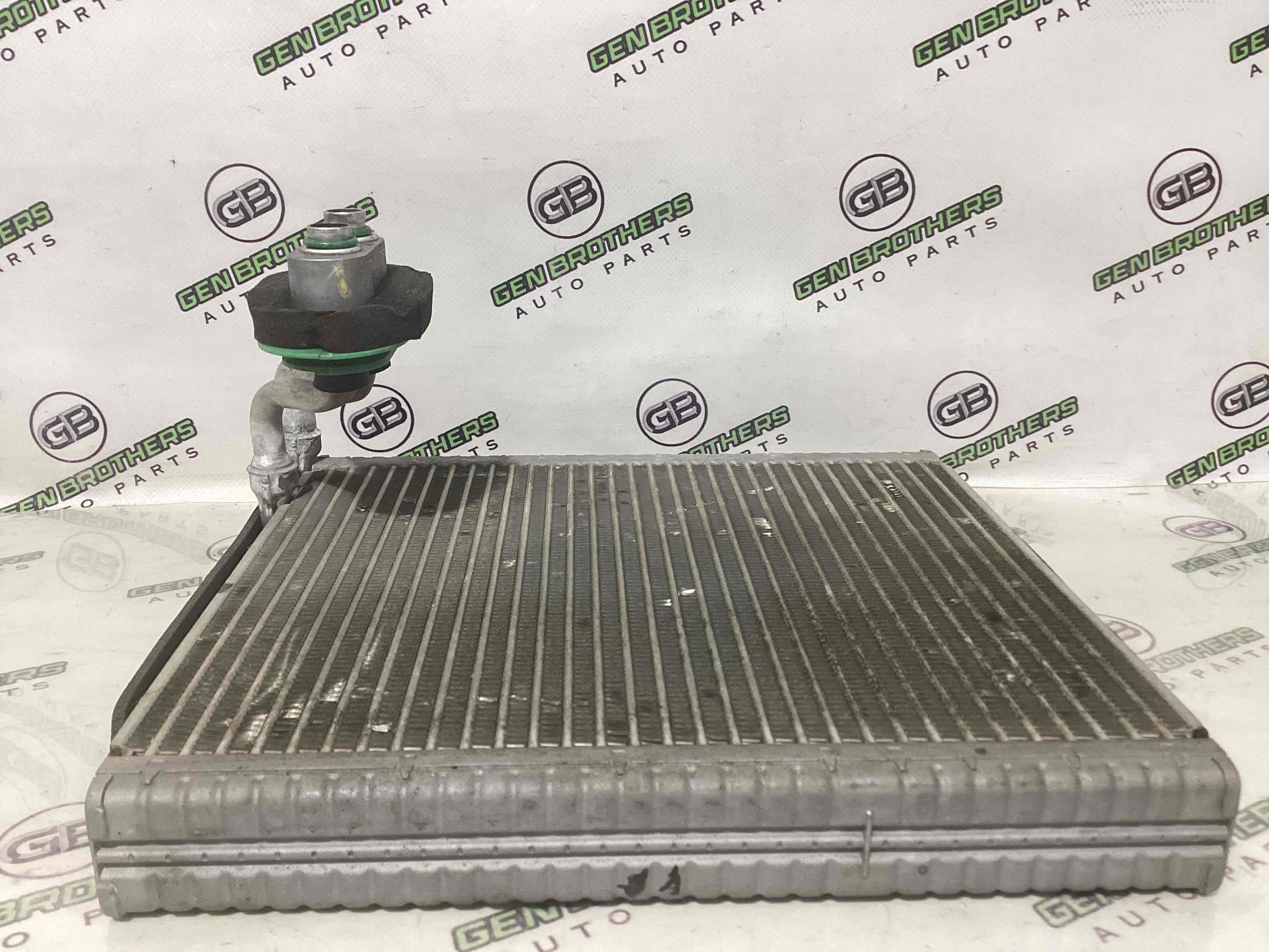 Радіатор обігрівача пічки