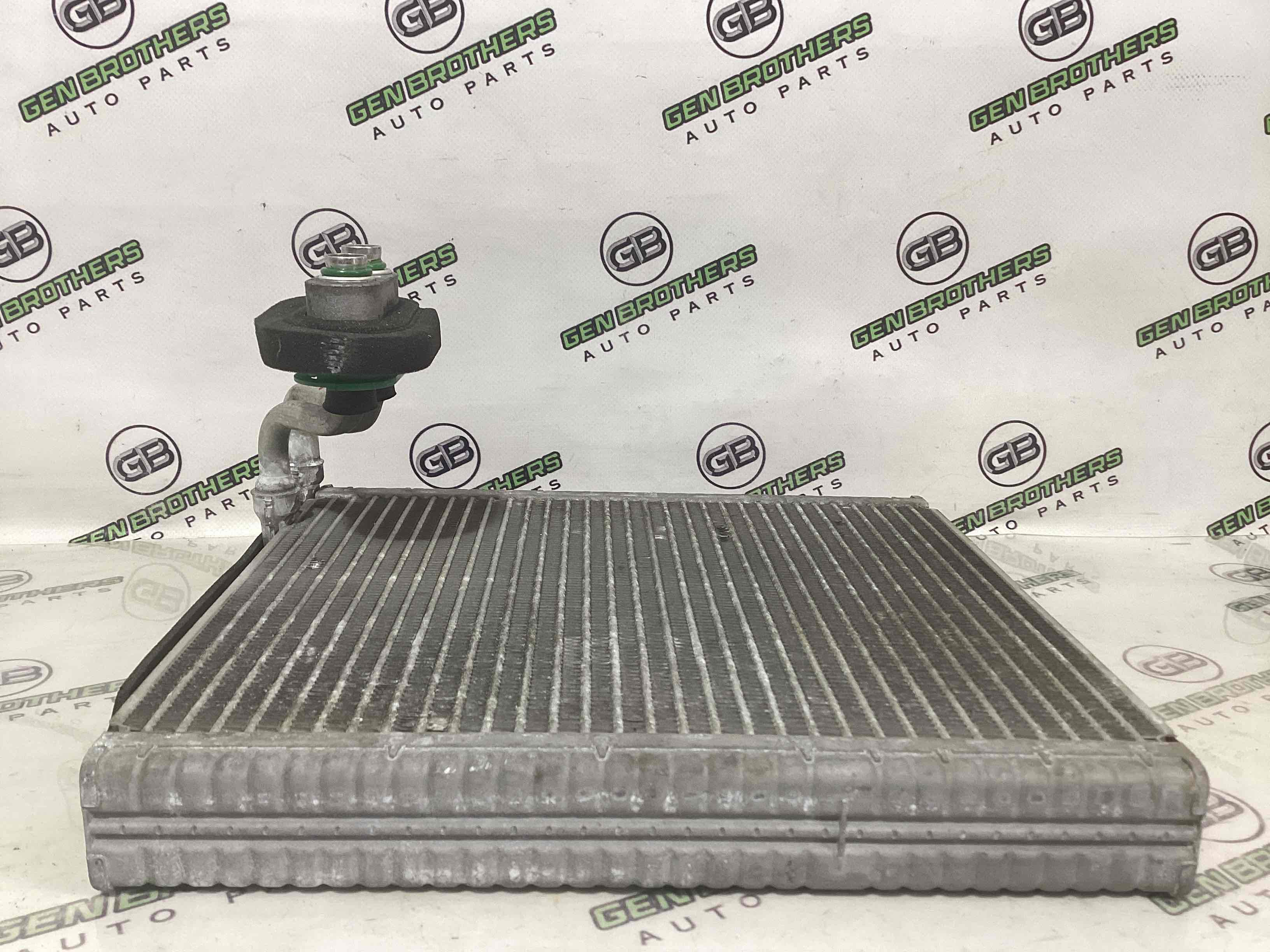 Радіатор обігрівача пічки