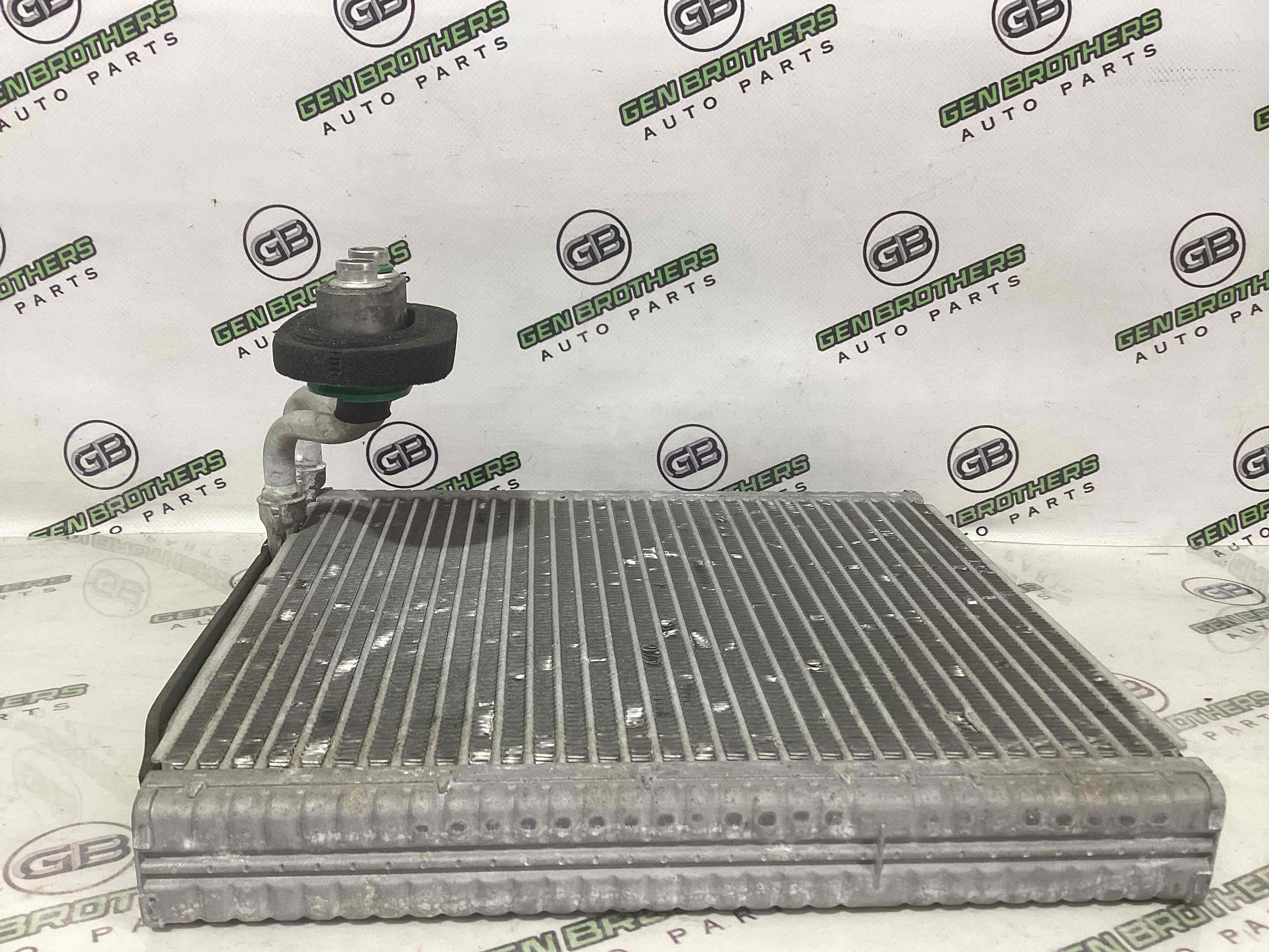 Радіатор обігрівача пічки