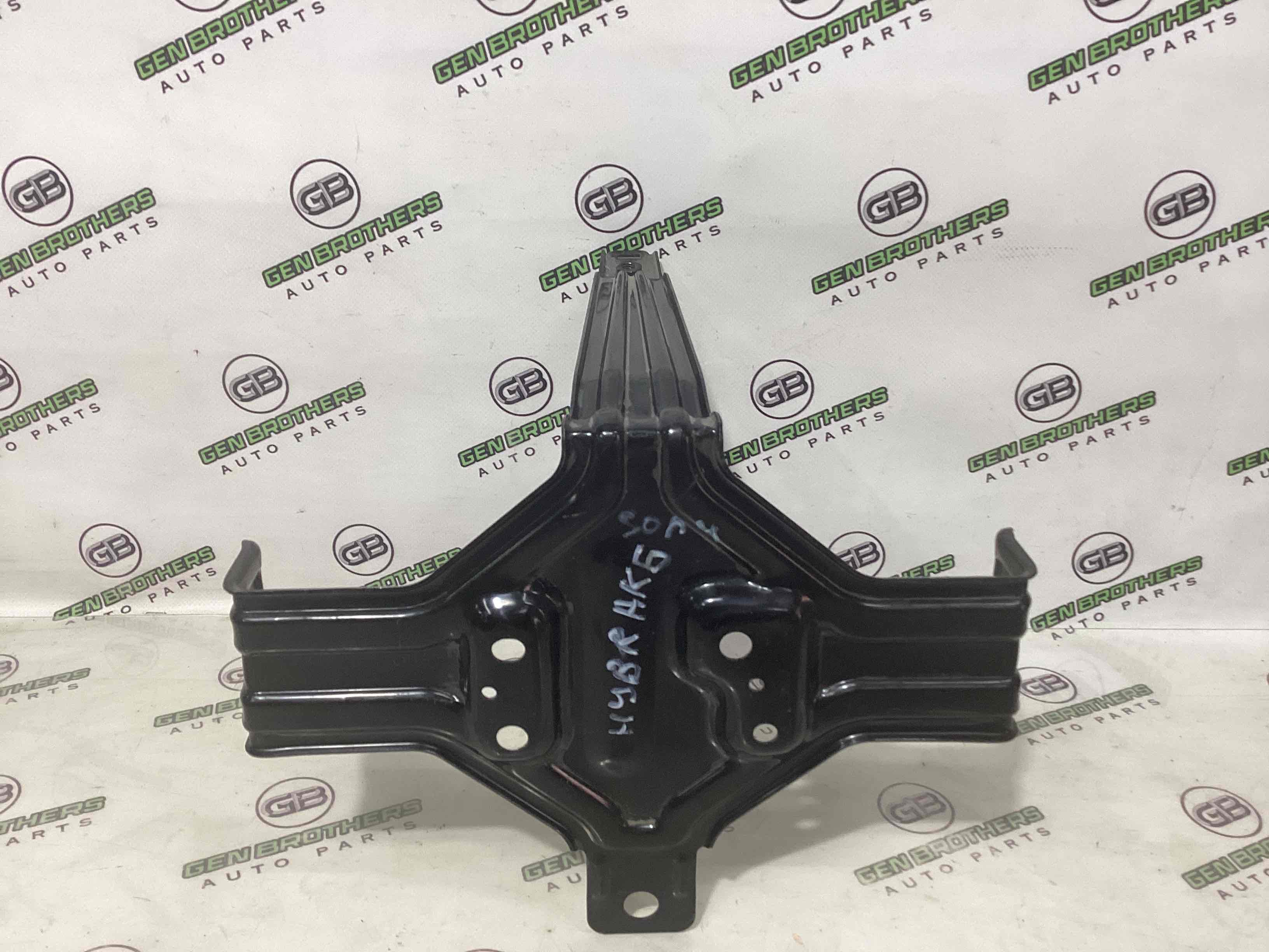 Полиця акумулятора, кришка, кріплення майданчик АКБ