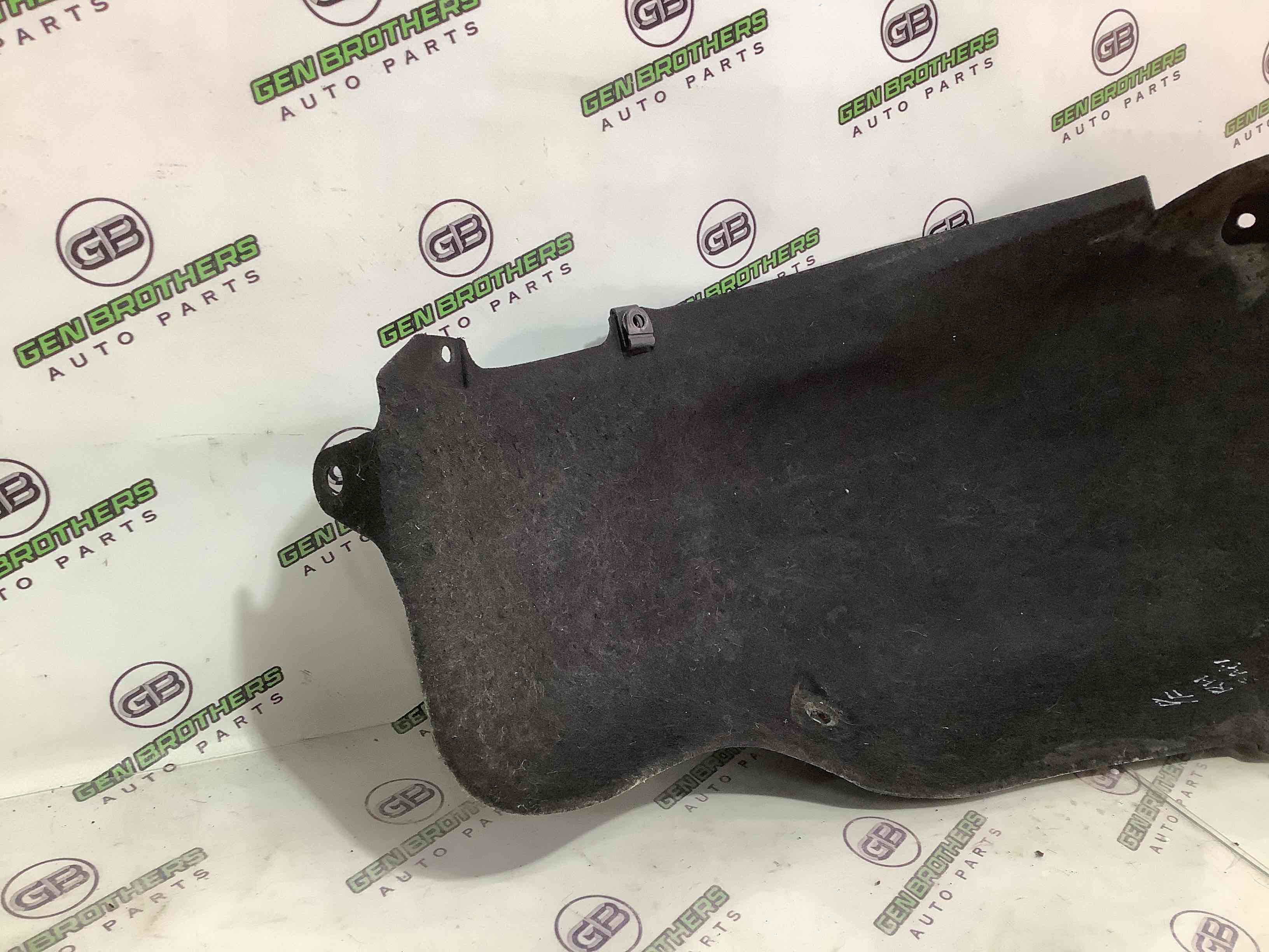 Захист арок задній правий підкрилок