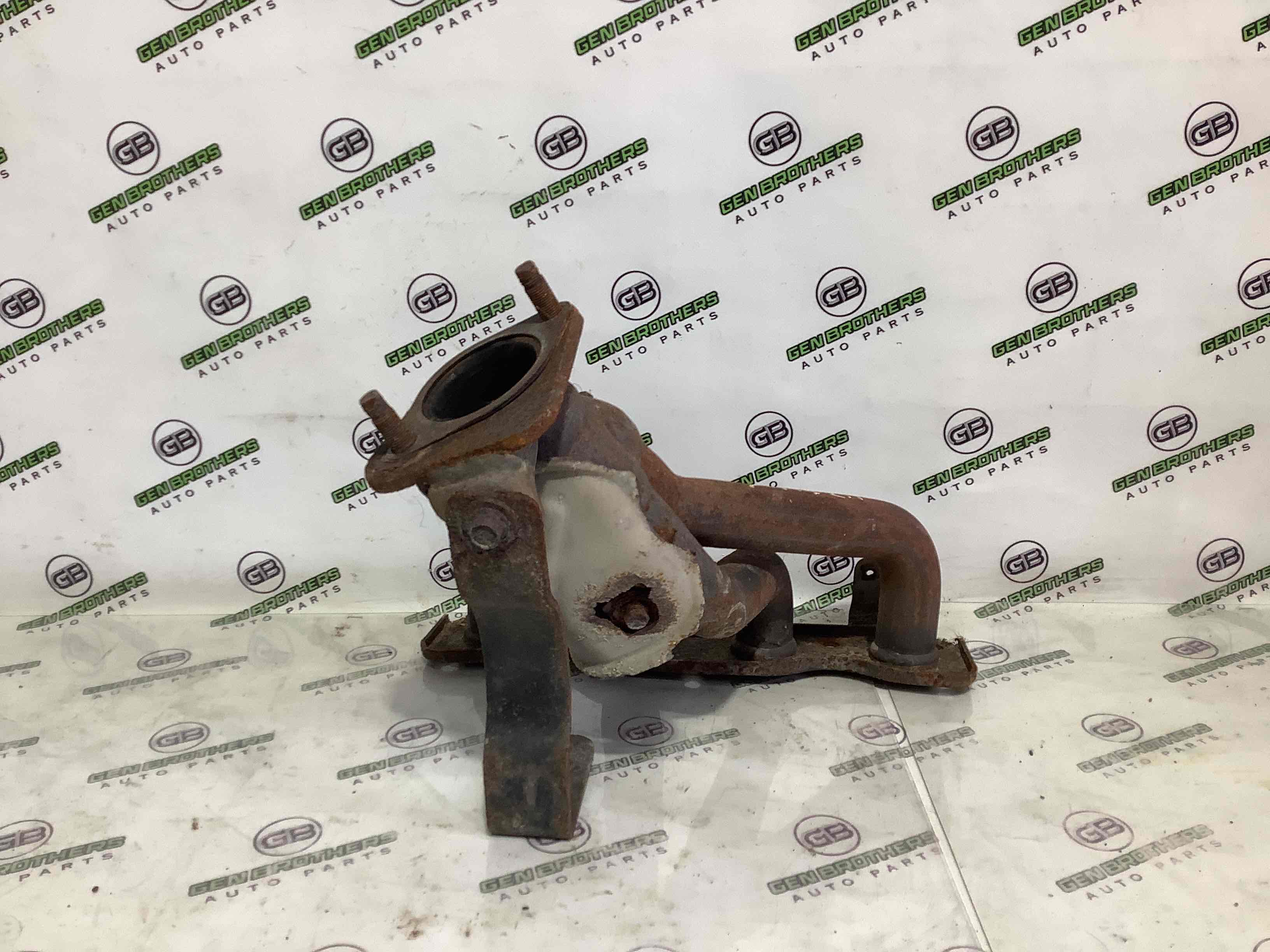 Колектор випускний