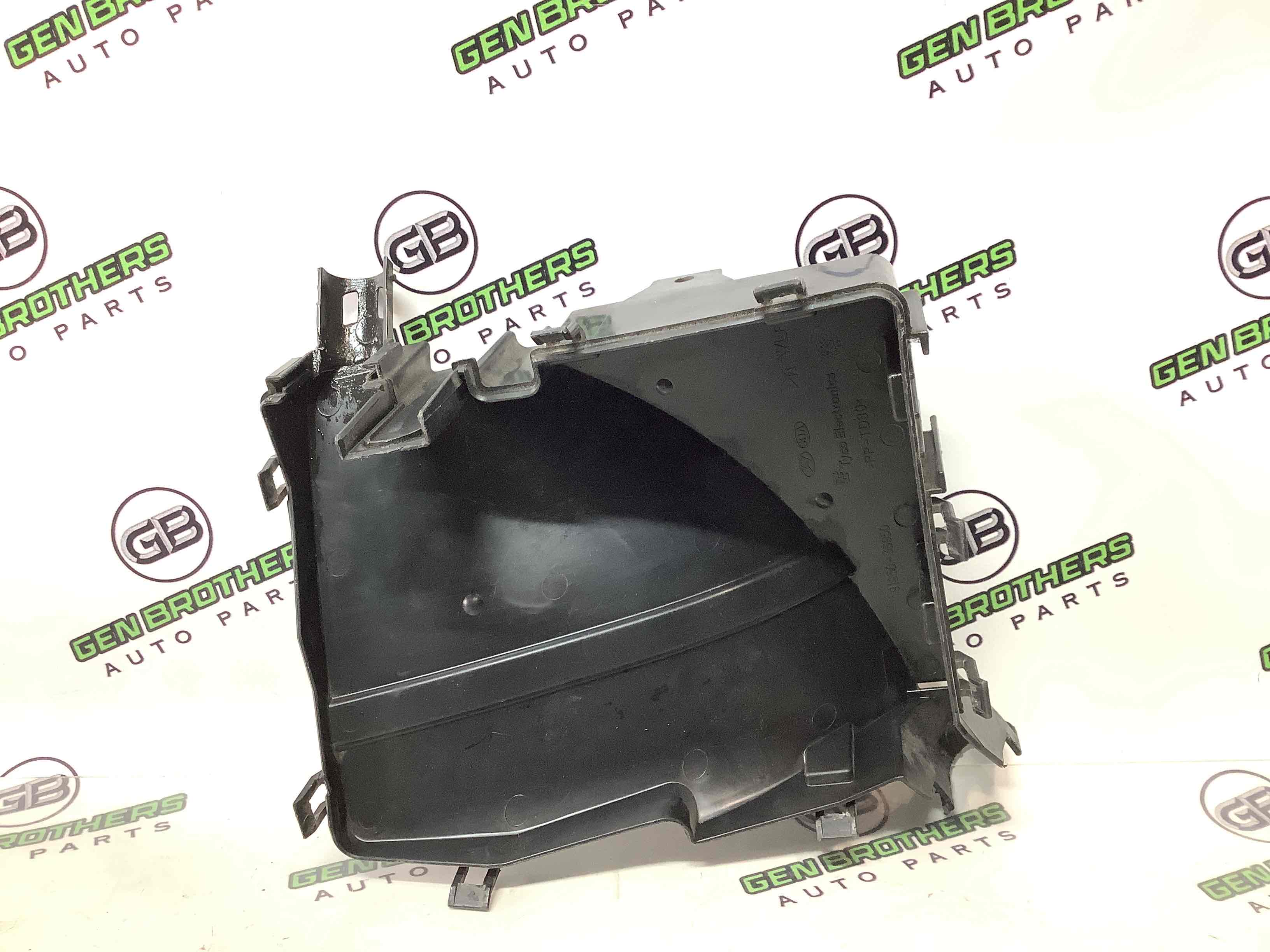 Крышка корпус блока предохранителей