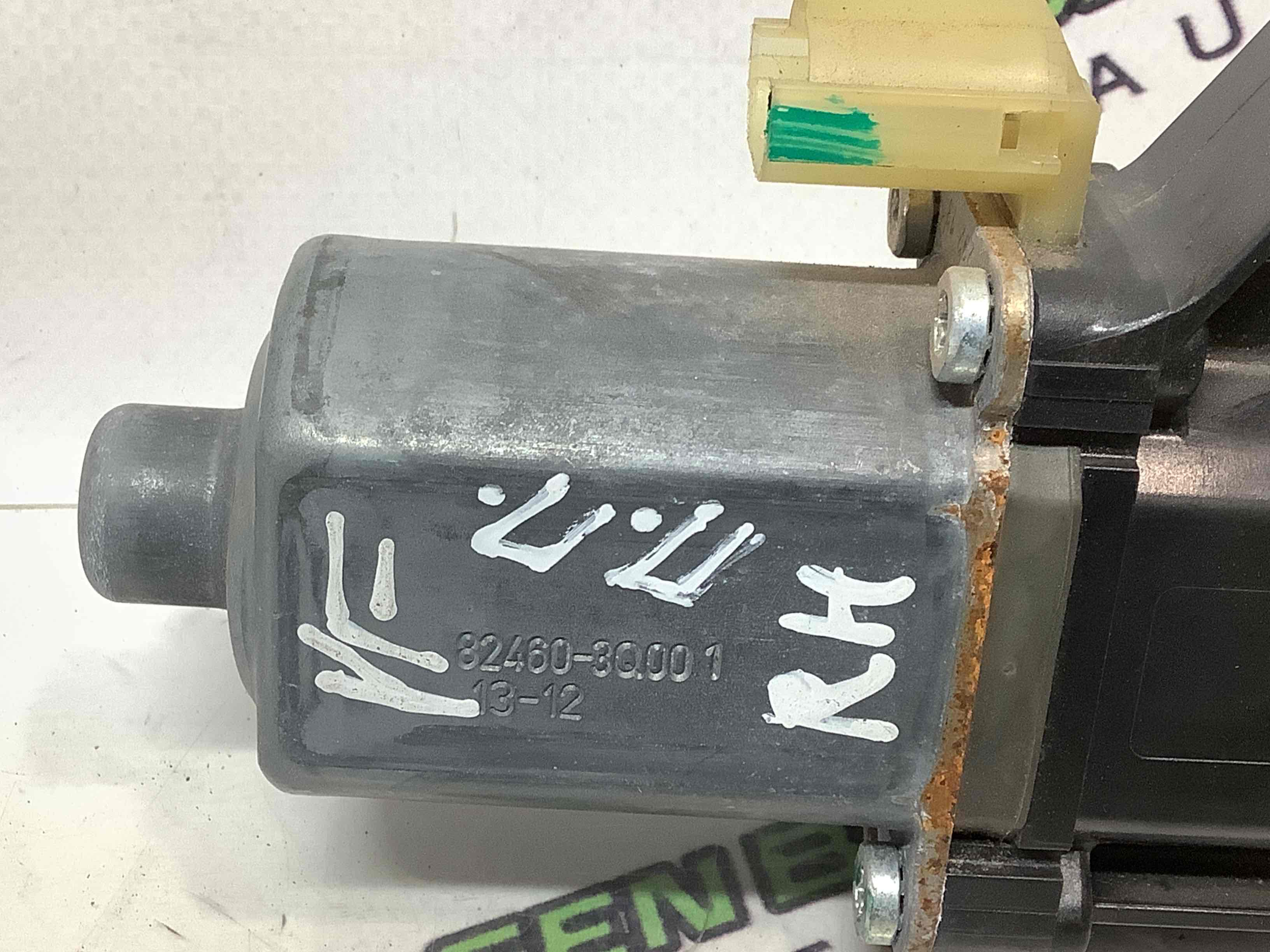 Моторчик склопідйомника