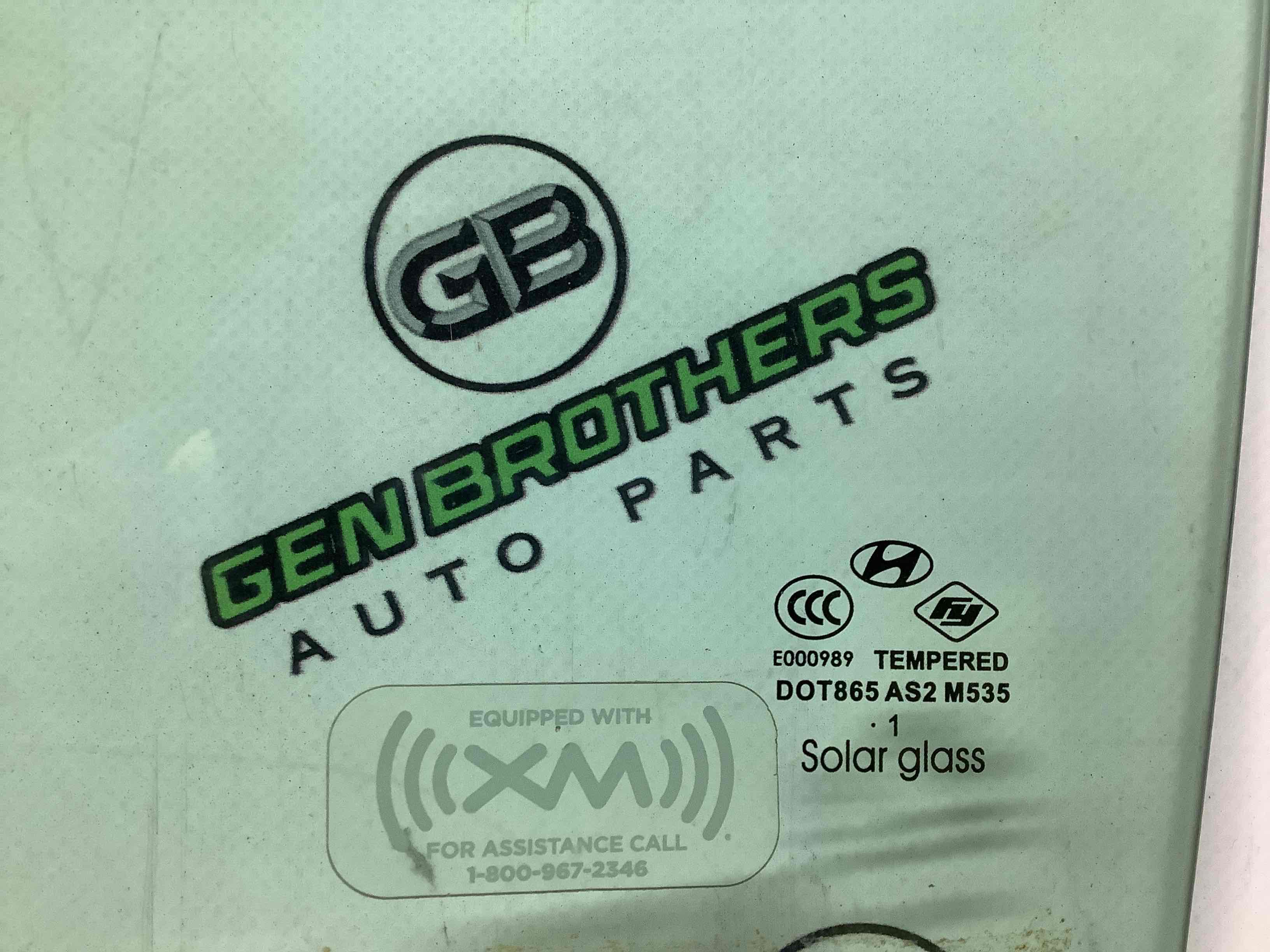 Скло заднє ліве