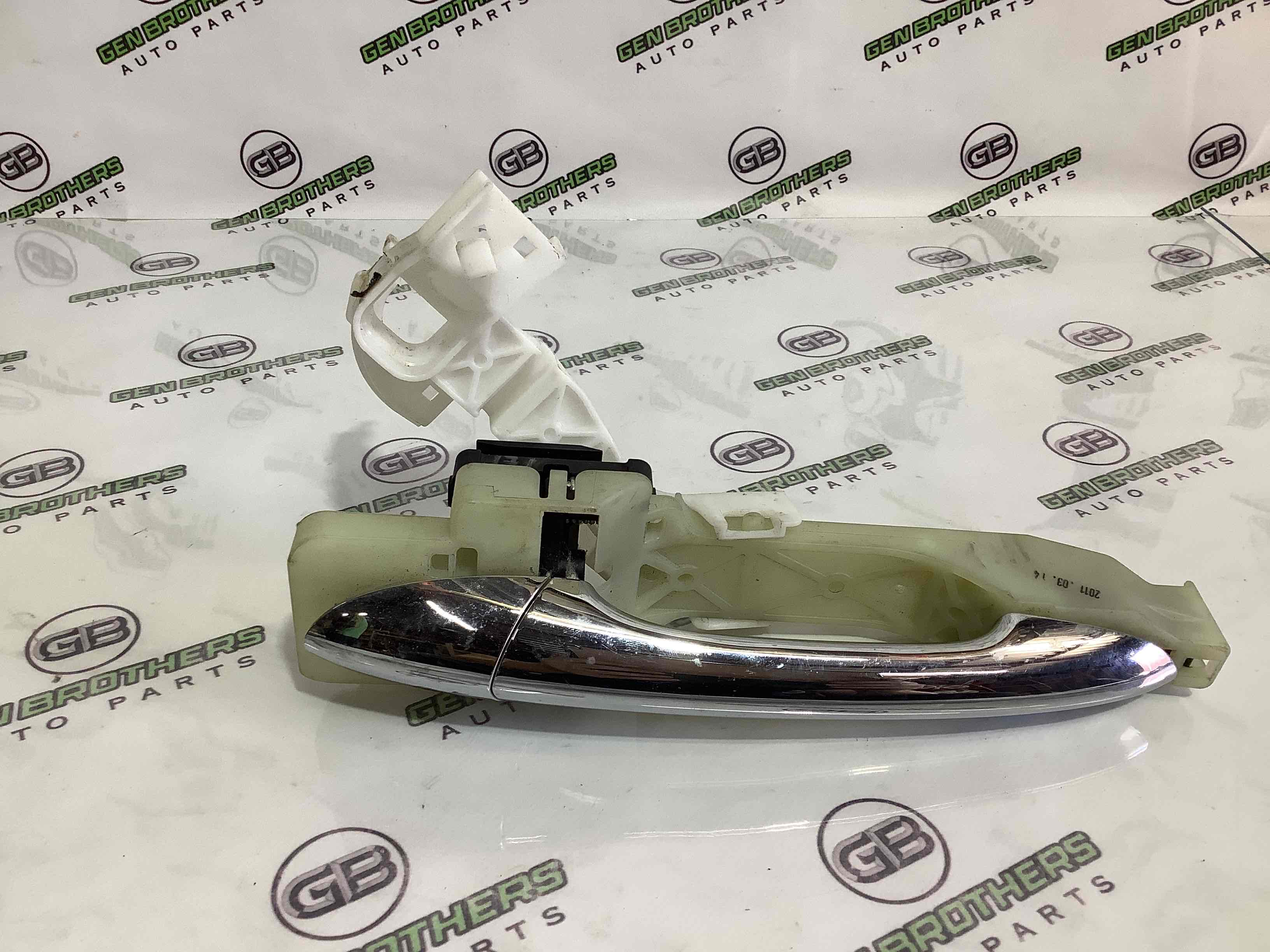 Ручка двері зовнішня