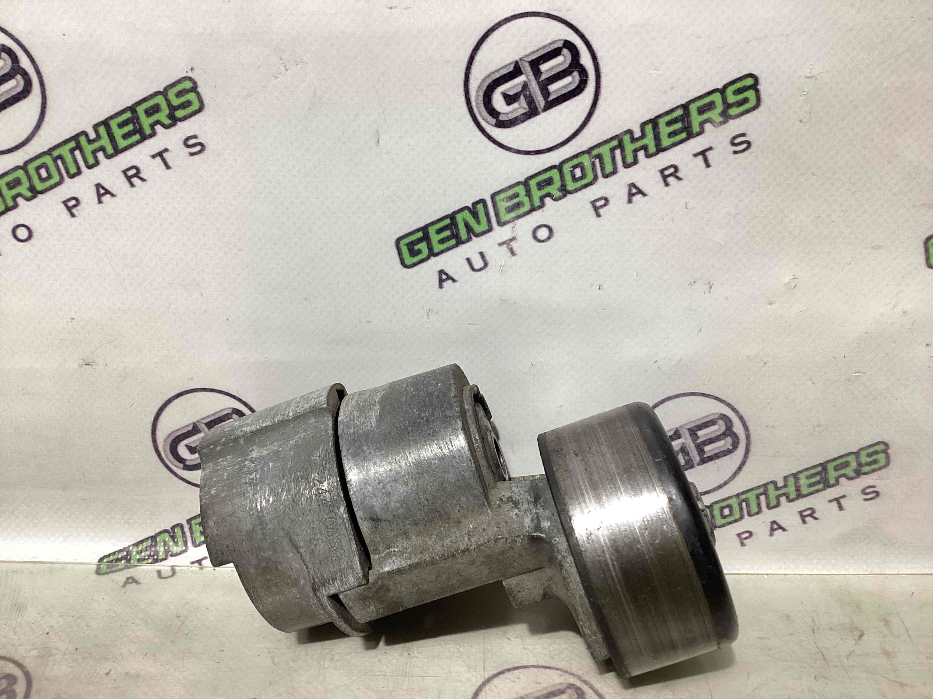 Механізм натягу ременя, ланцюга, ролика