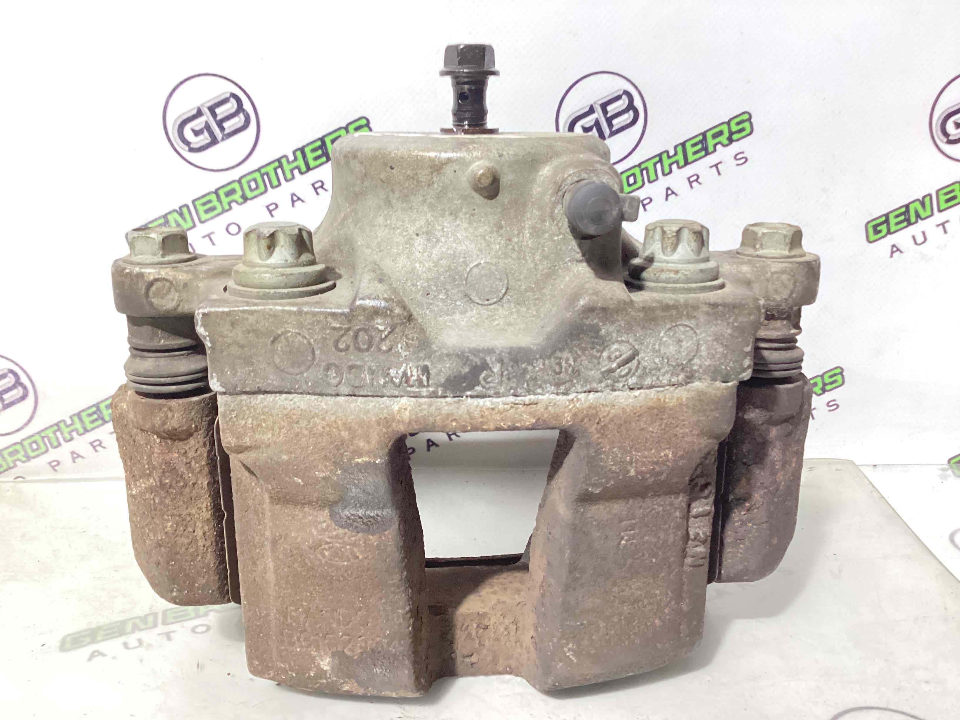 Супорт передній правий