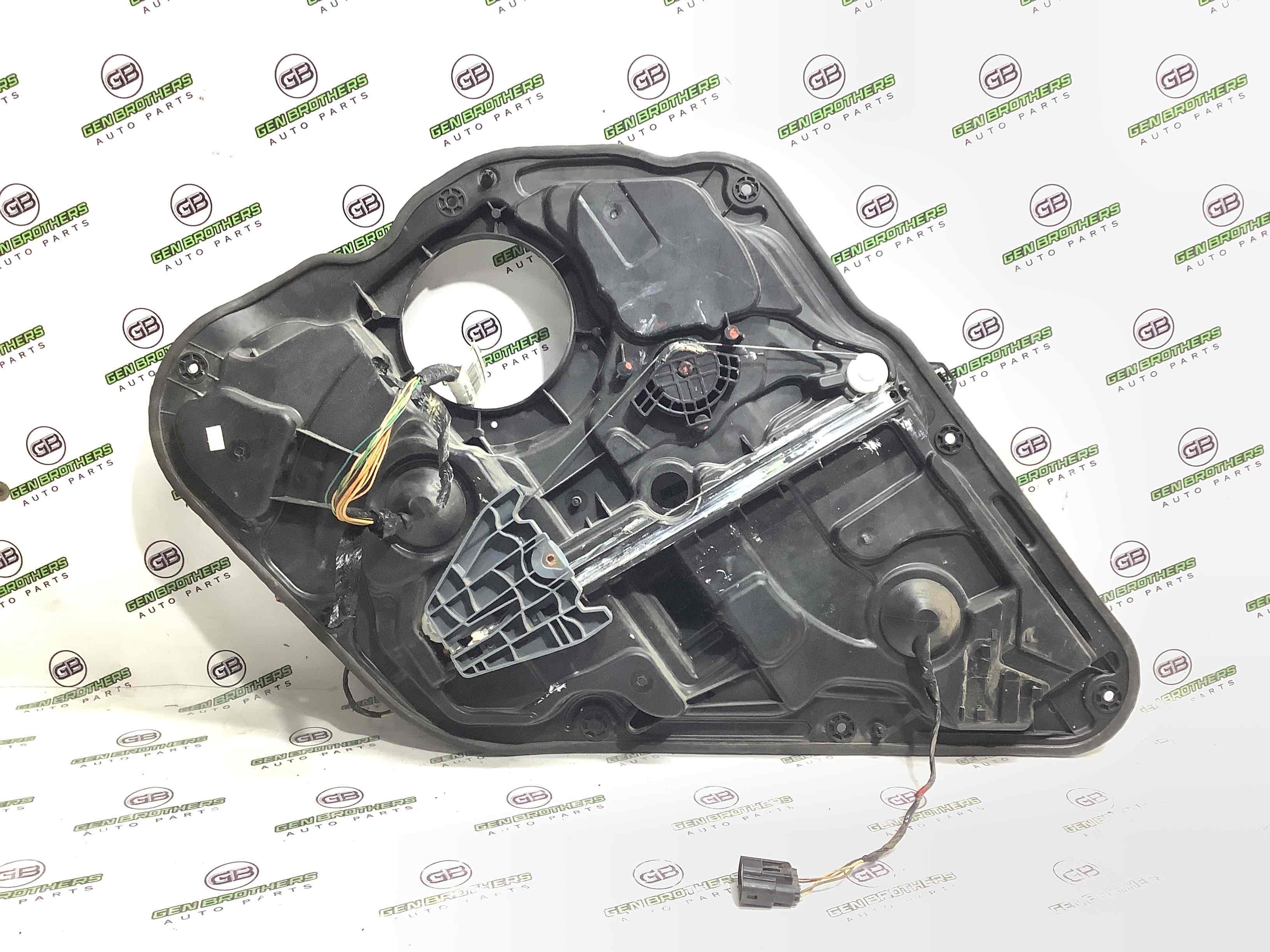 Склопідйомник задній лівий