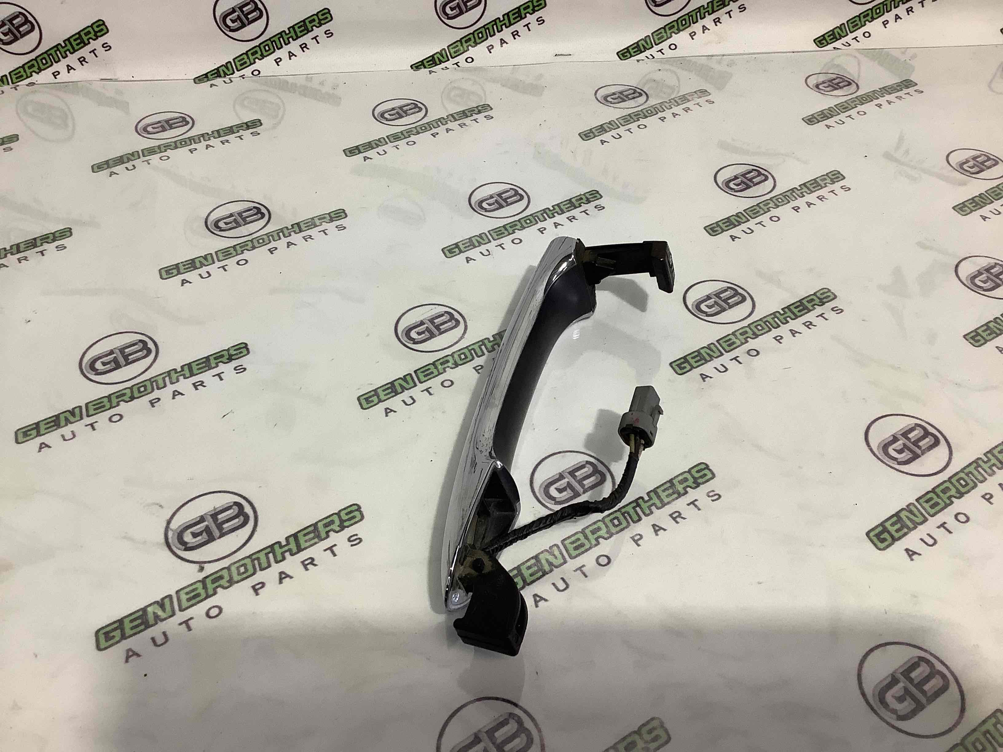 Ручка двері зовнішня