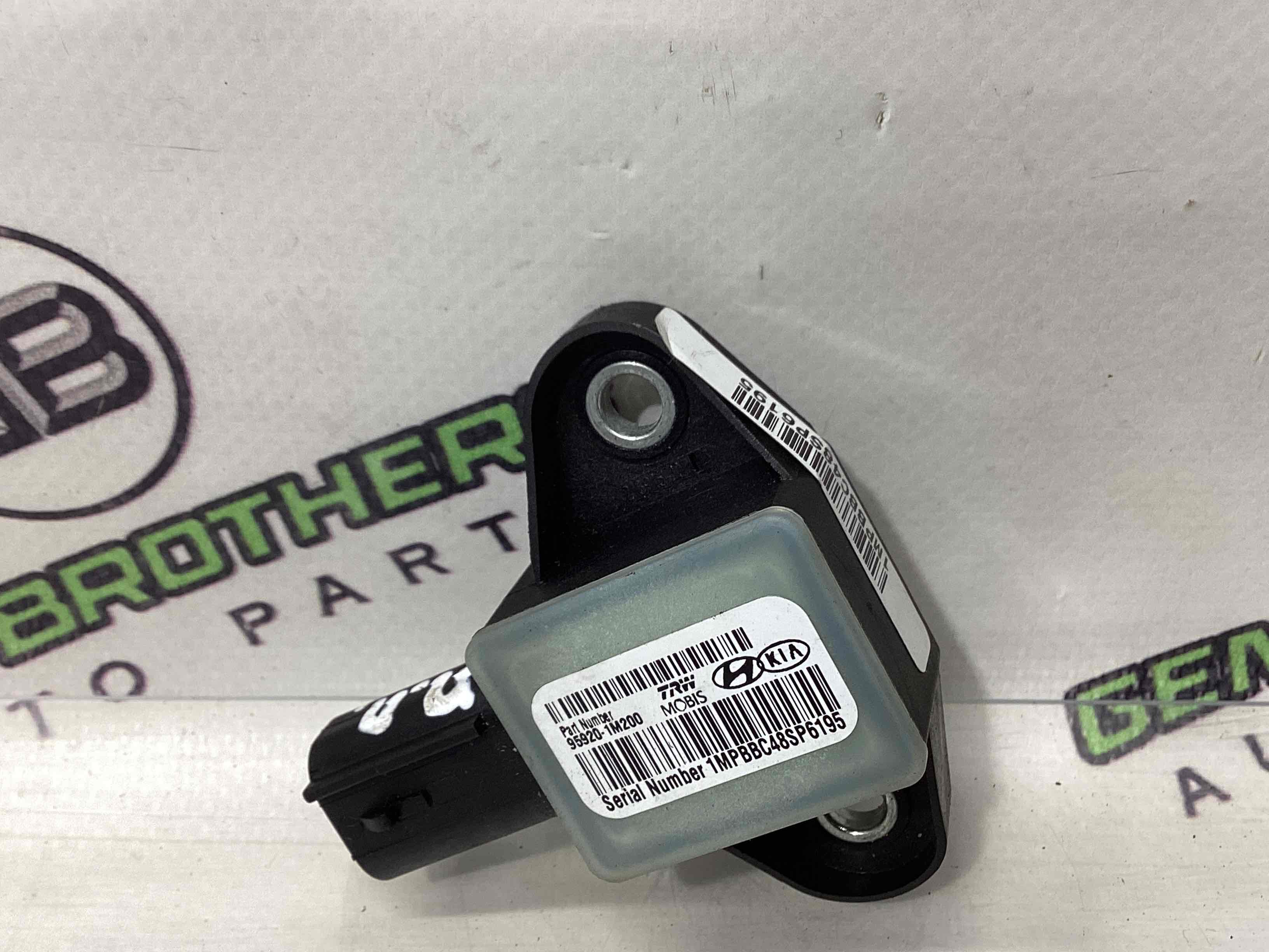 Датчик удару Airbag бічний