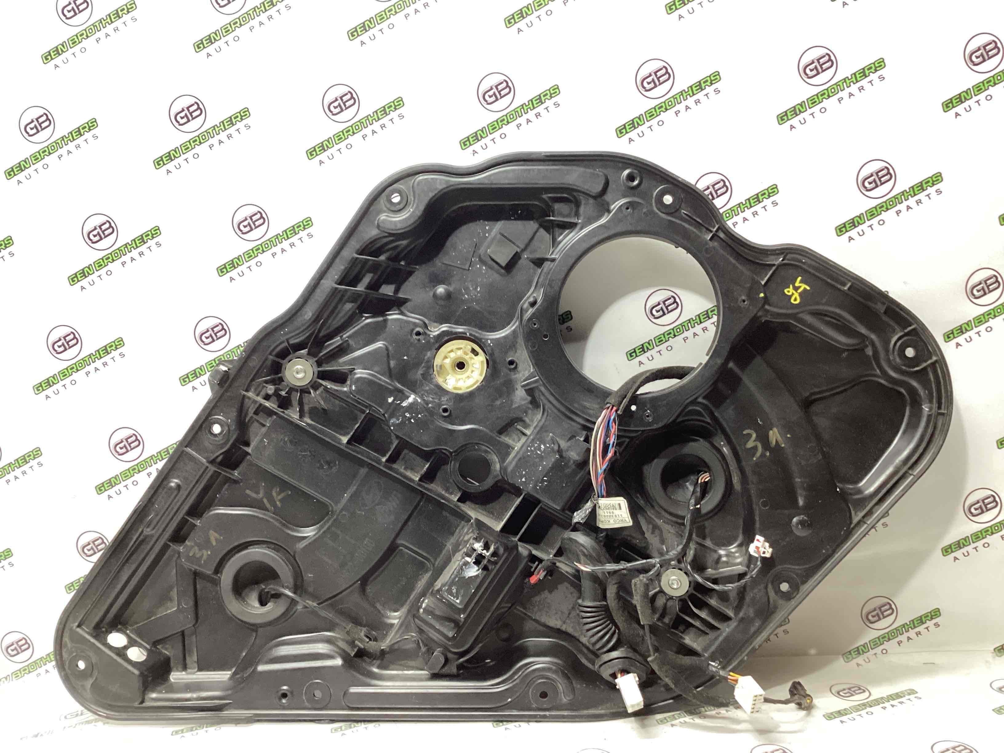 Склопідйомник задній лівий