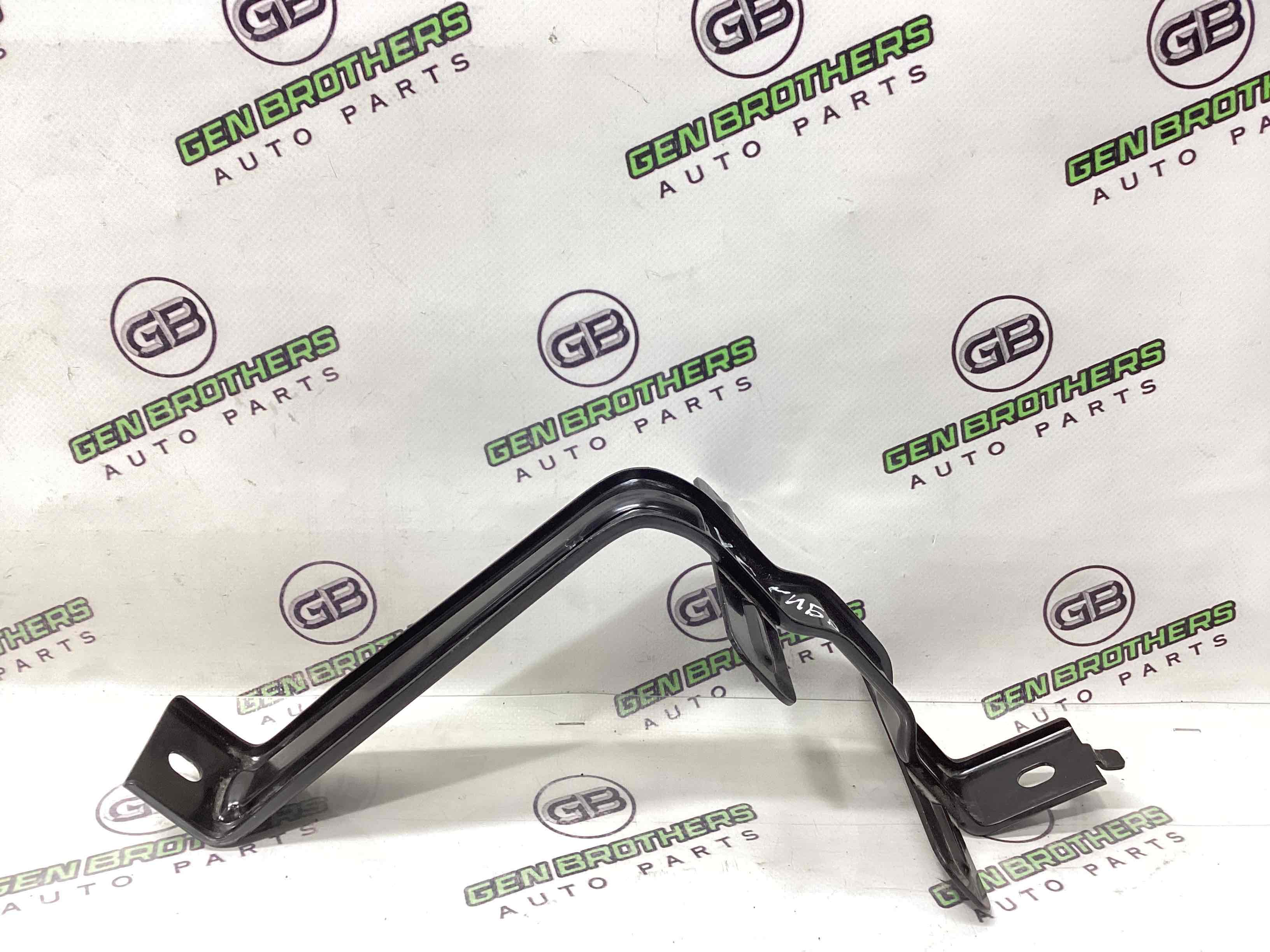 Полиця акумулятора, кришка, кріплення майданчик АКБ