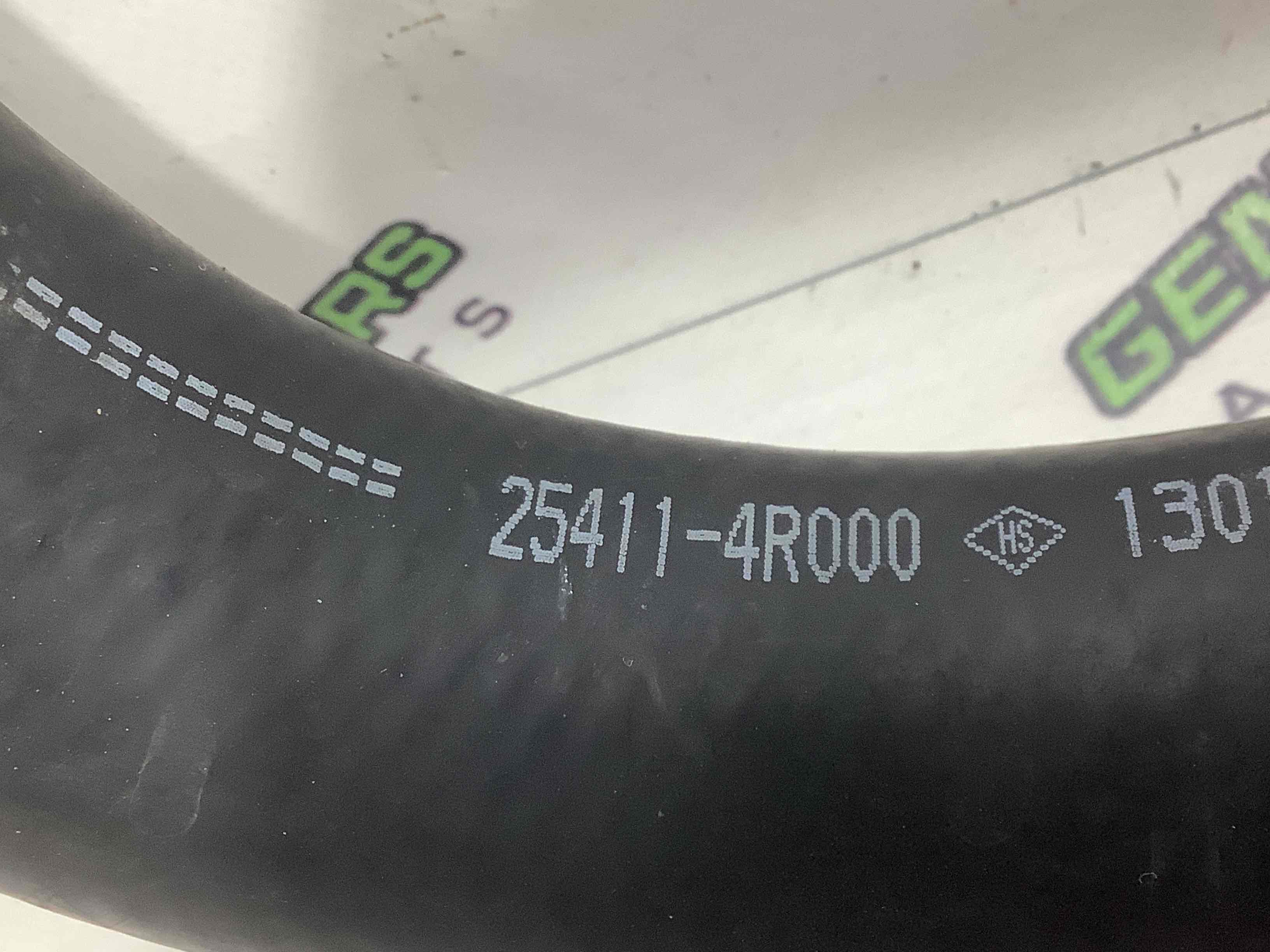 Патрубок радіаторів