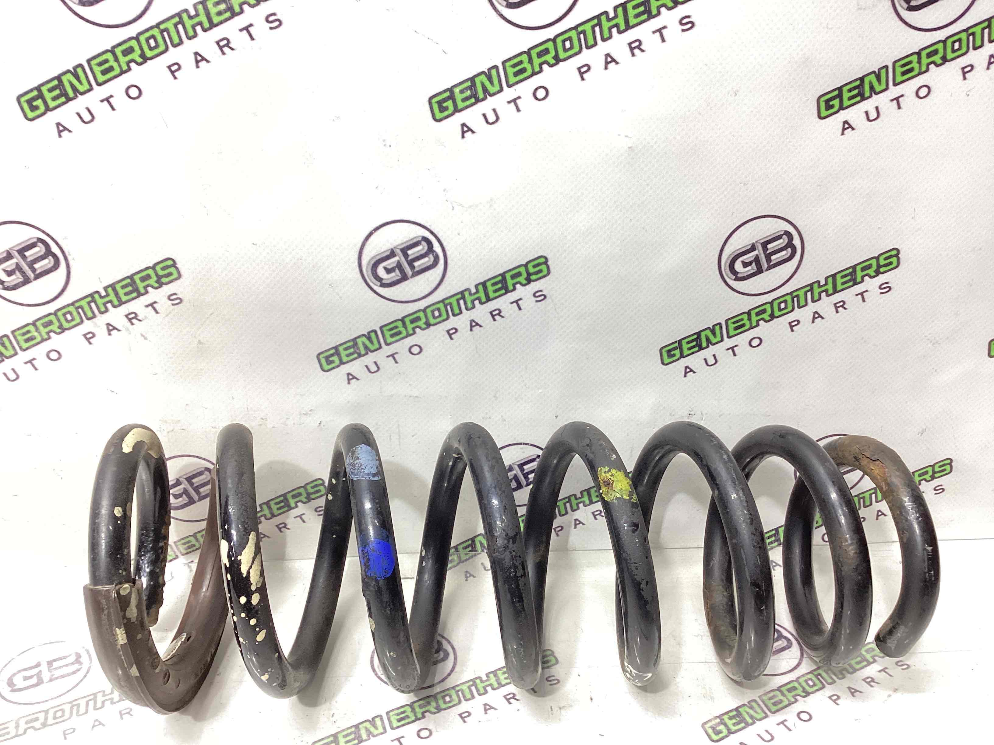 Пружина задня