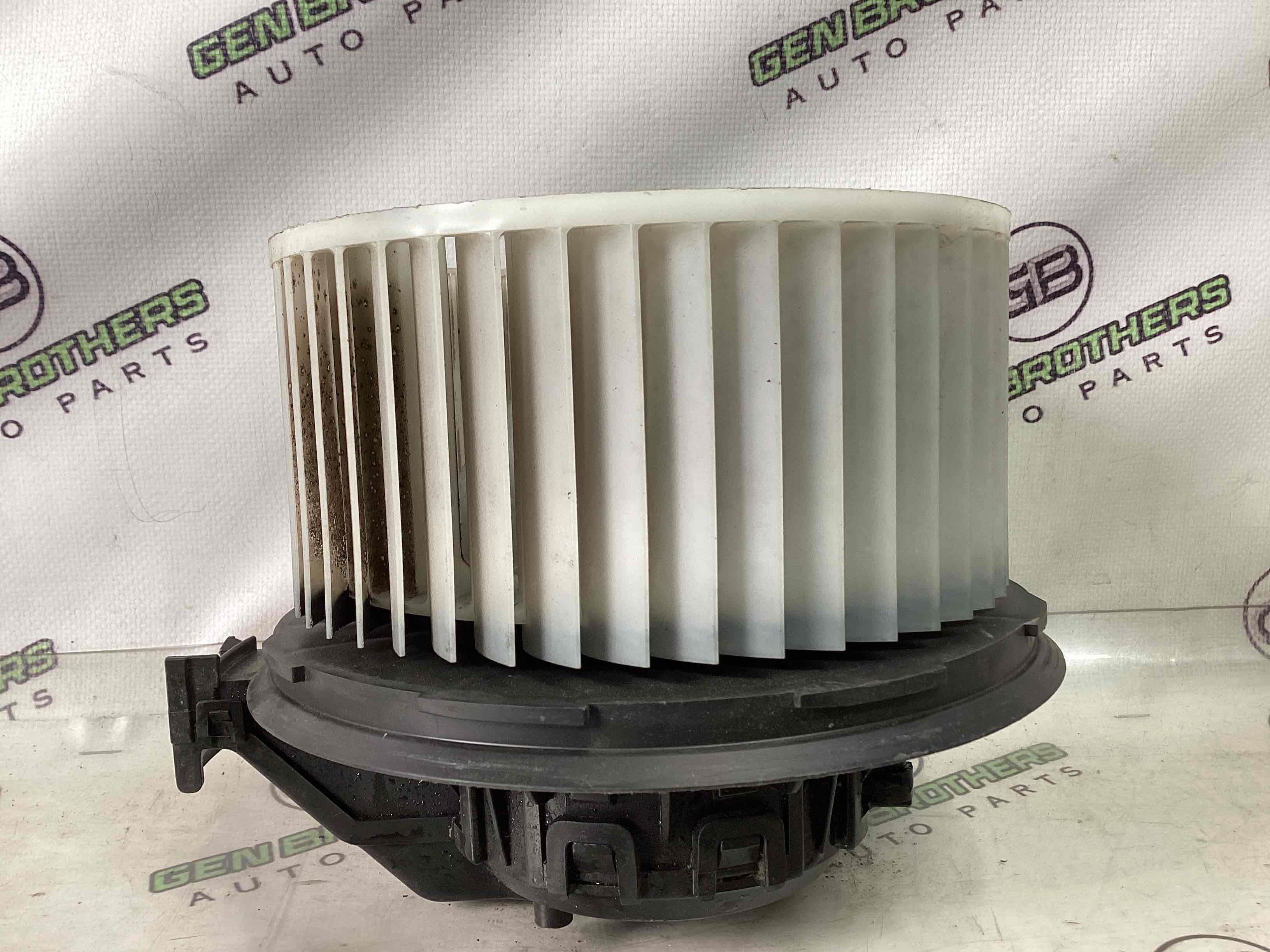 Мотор вентилятор пічки