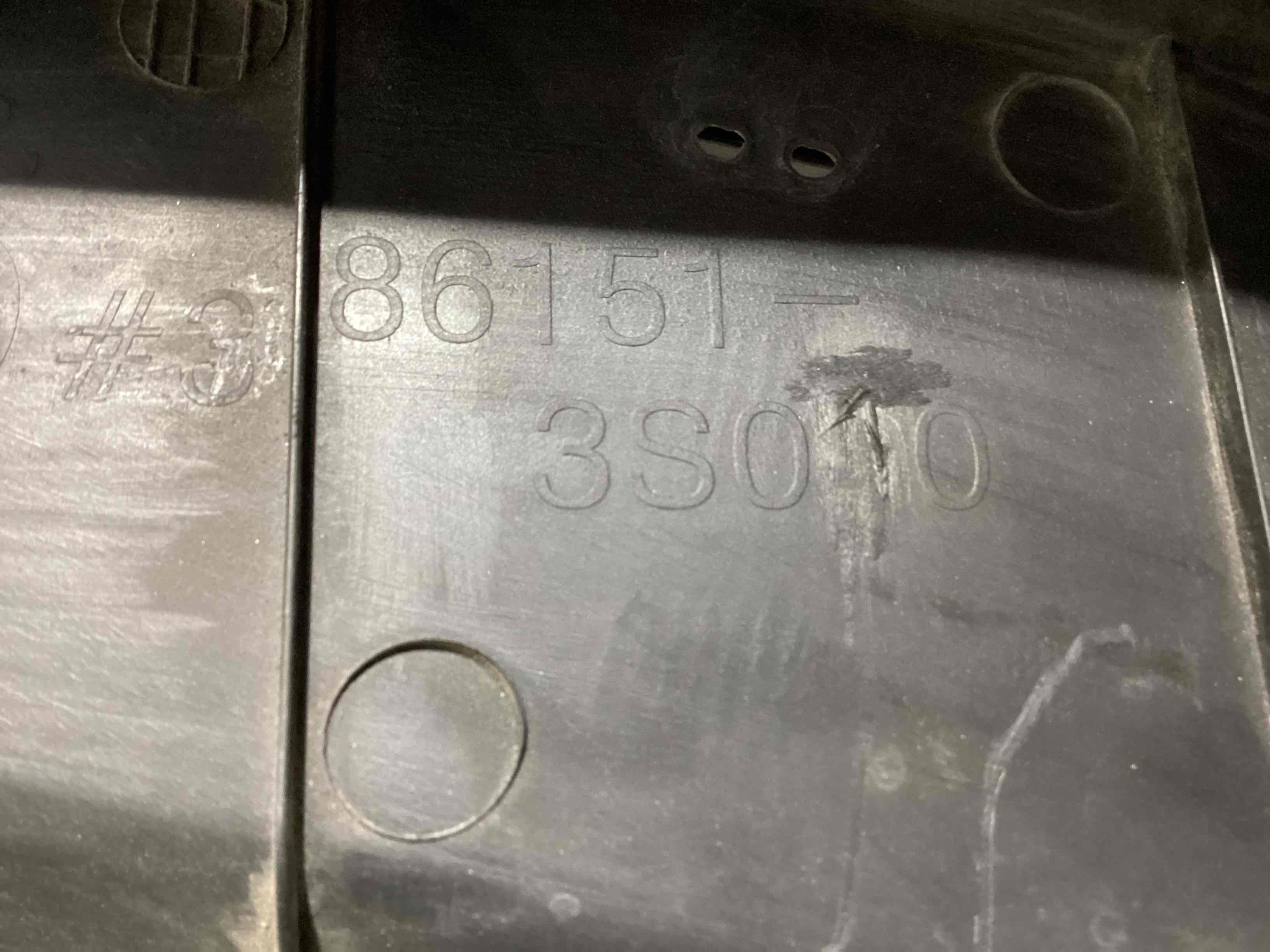 Жабо трапеції двірників, кріплення жабо