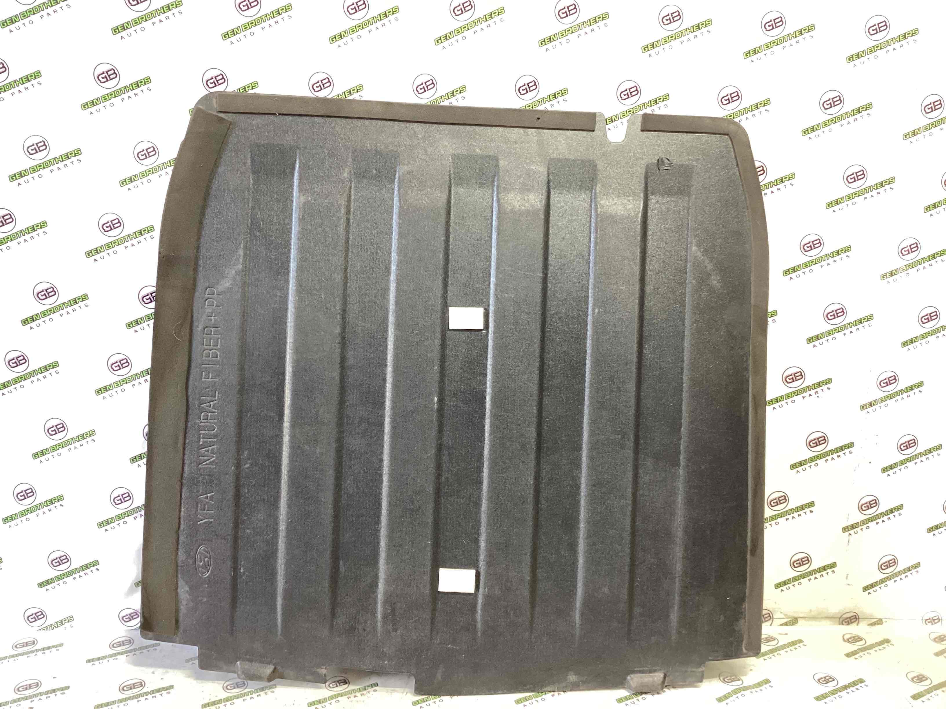 Підлогове покриття багажника, полиця багажника