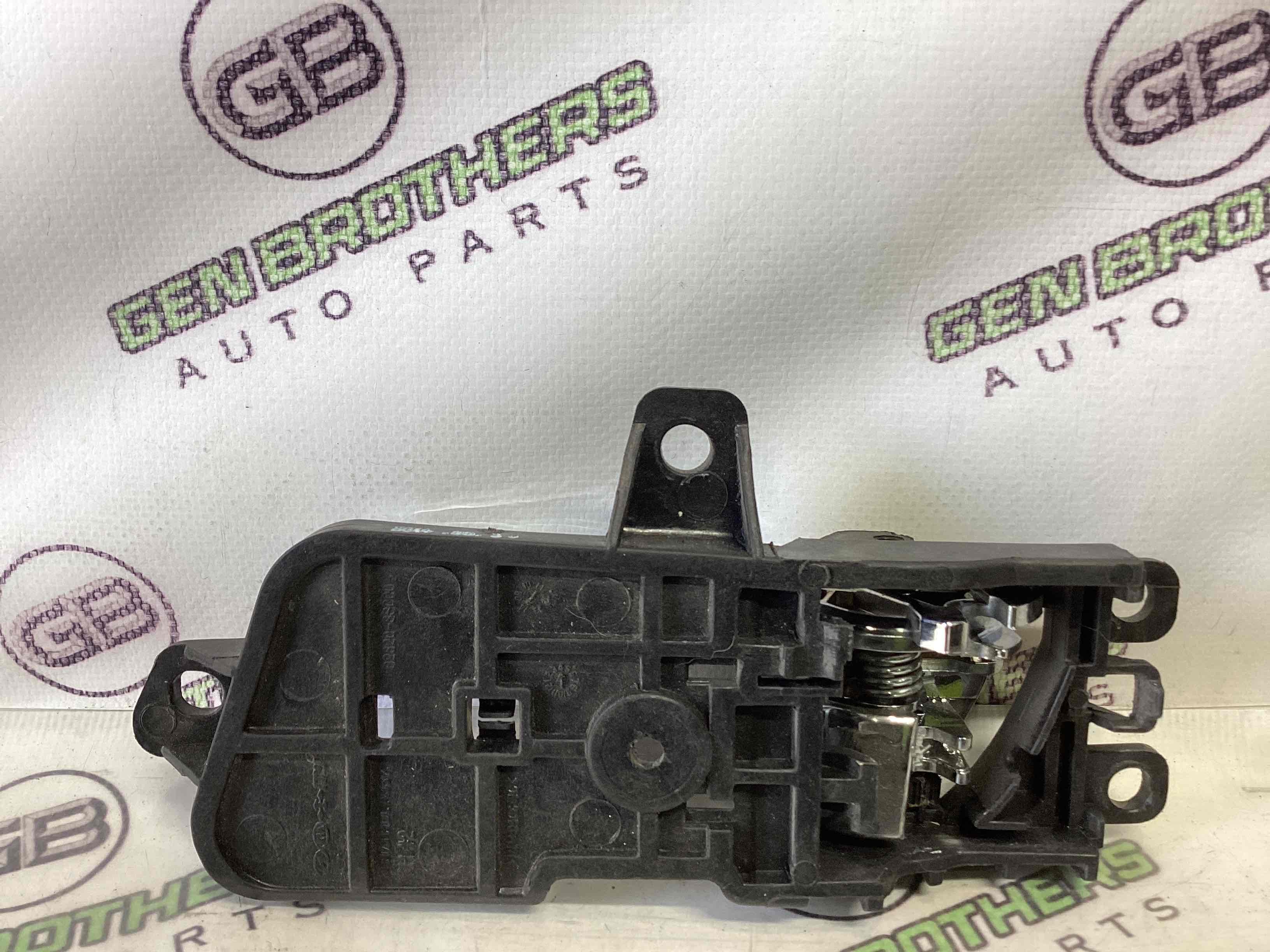 Ручка дверей салону внутрішня, поручень