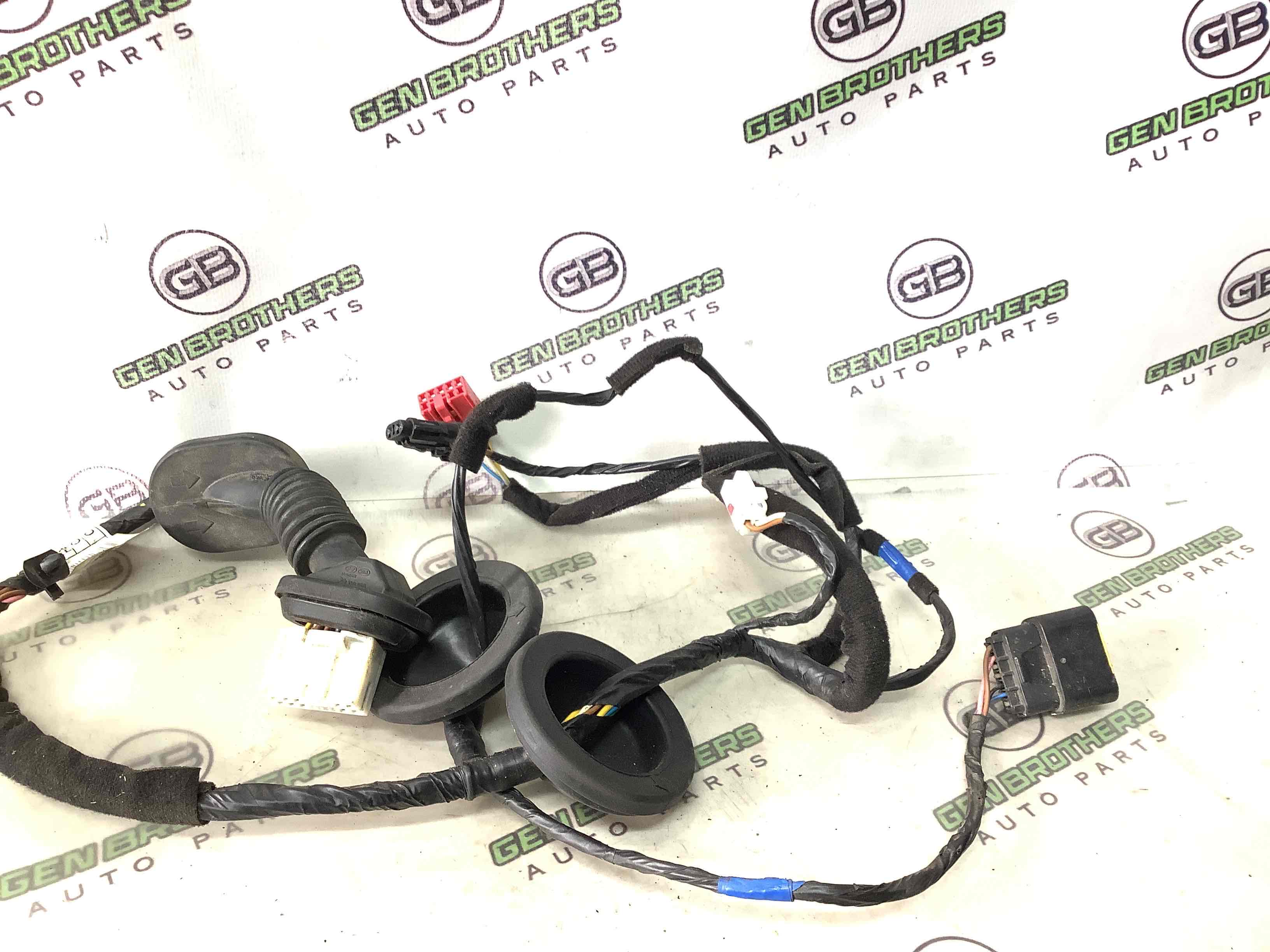 Електропроводка дверей, кришки багажника коса